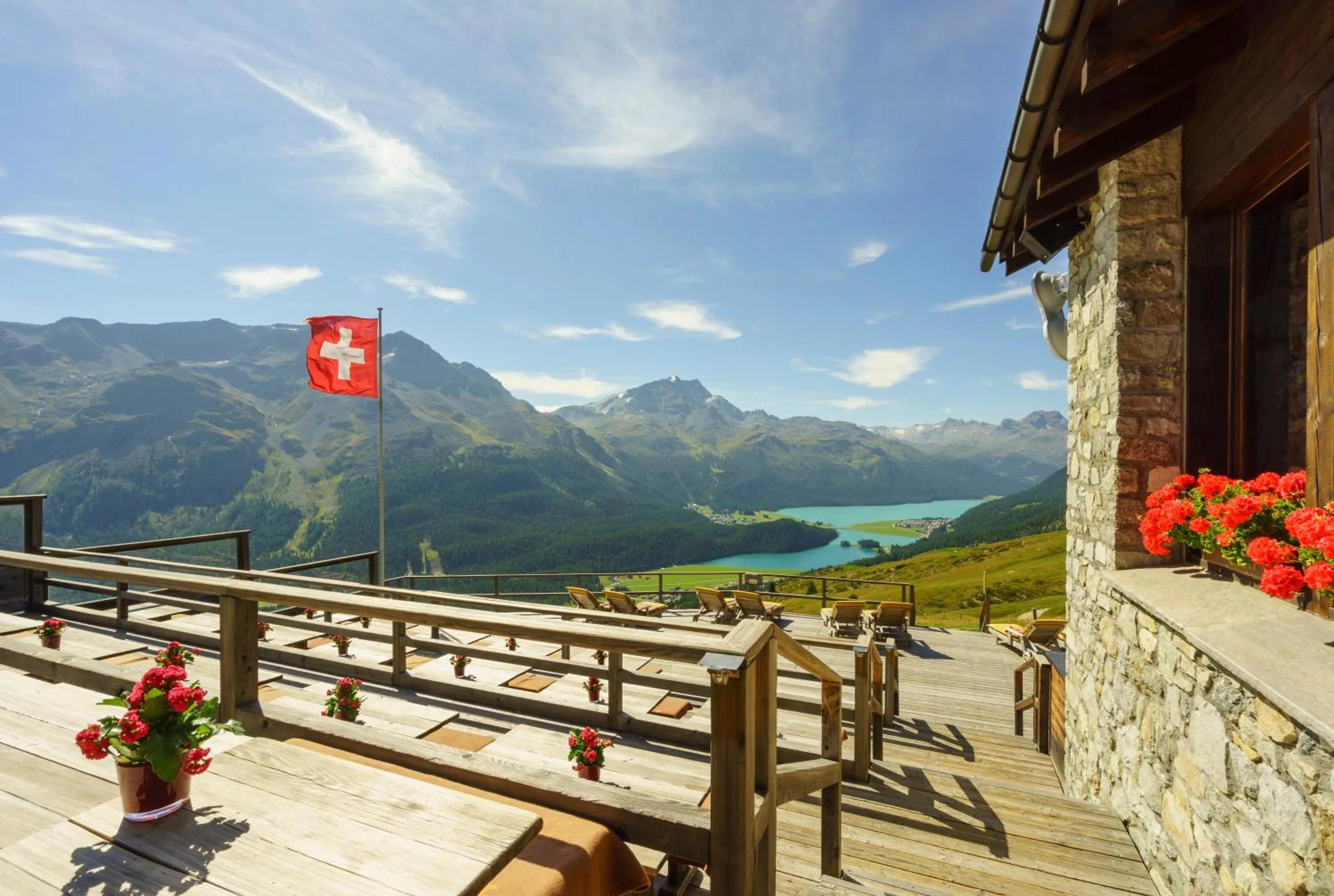 Restaurant/places to eat in Suvretta House