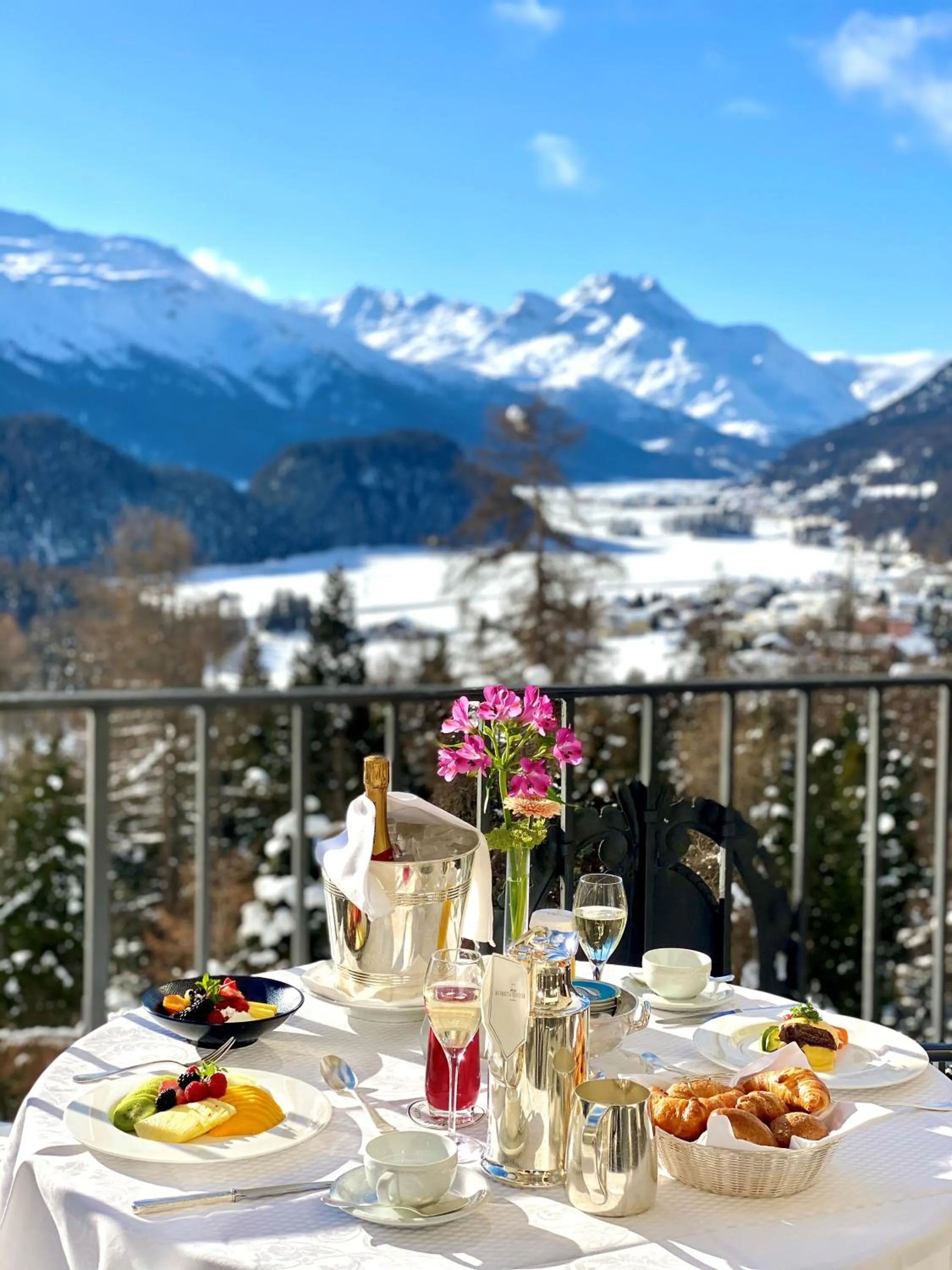 Food and drinks in Suvretta House