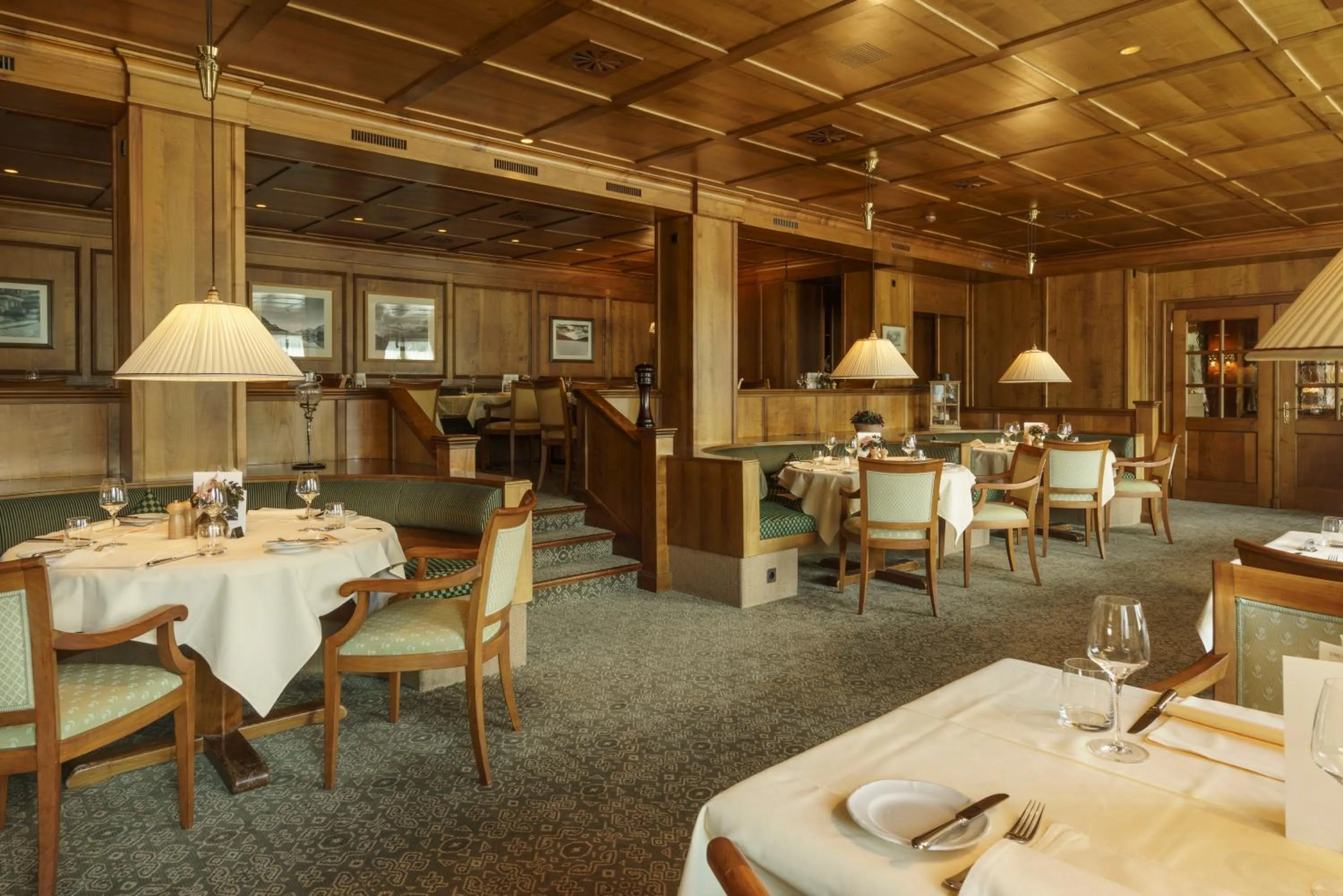 Restaurant/places to eat in Suvretta House