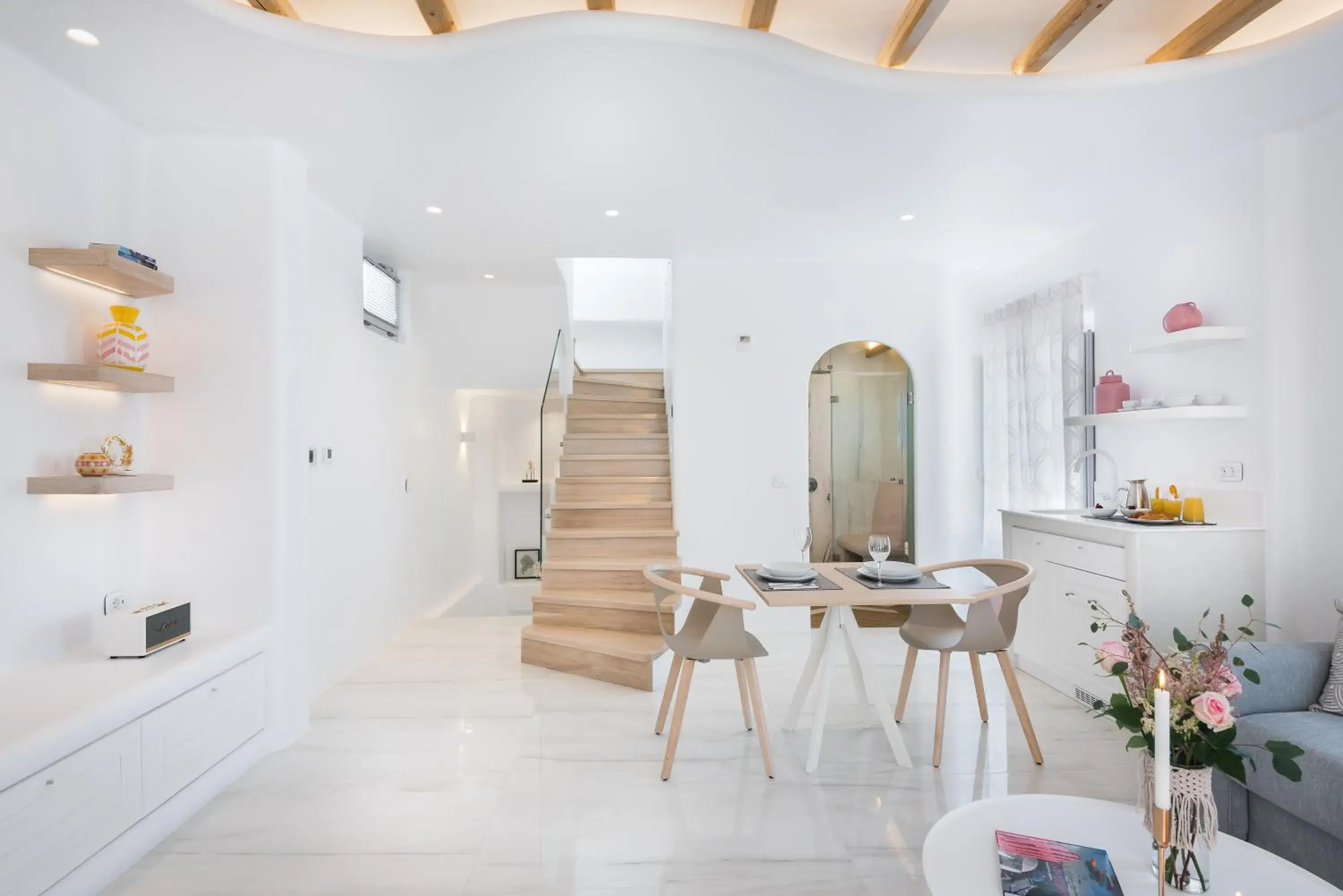 Emfasis Luxury Villa with heated Jacuzzi-Sunset view Emfasis Luxury Villa with heated Jacuzzi-Sunset view