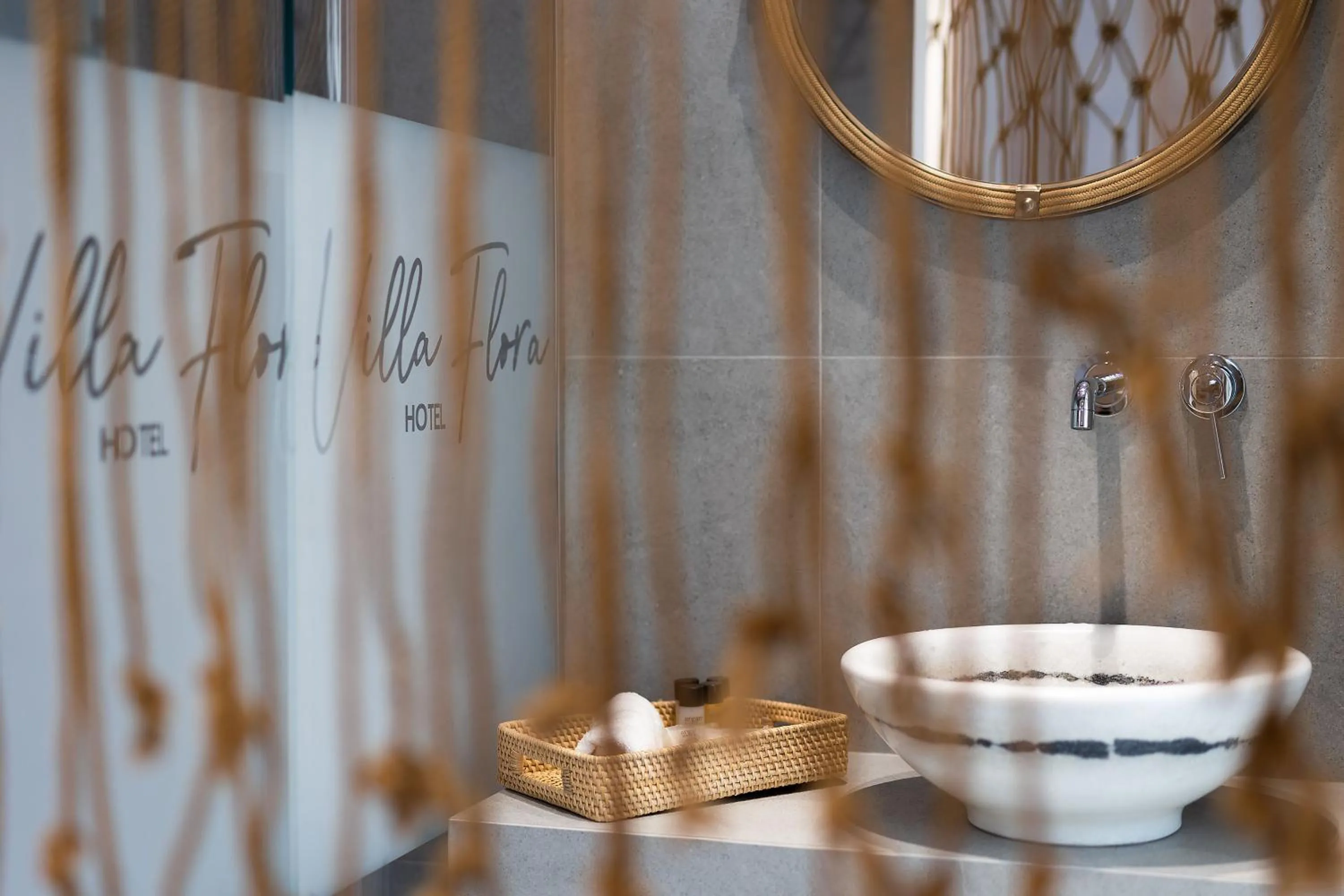 Shower in Hotel Villa Flora