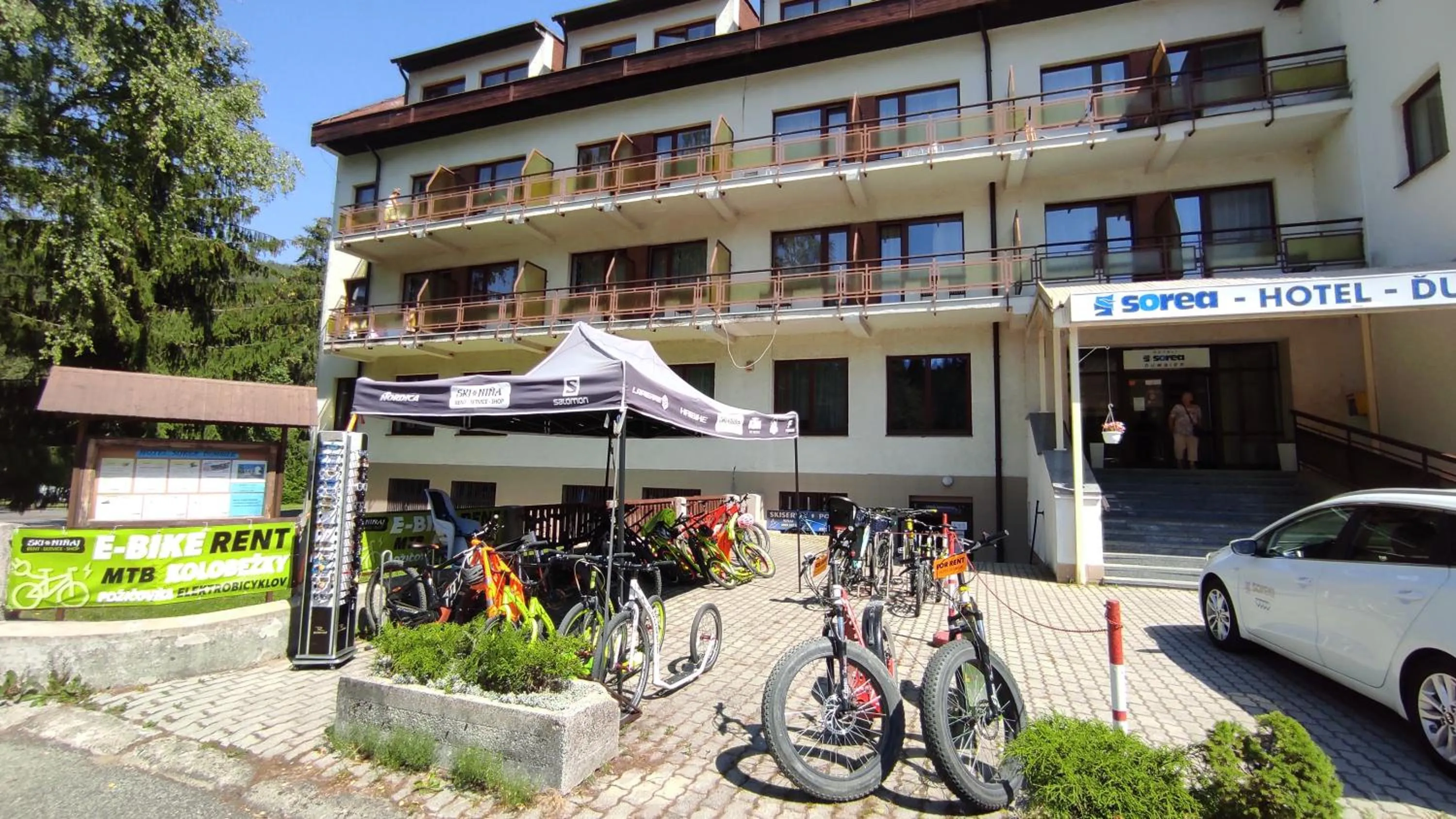 Property building in Hotel SOREA ĎUMBIER