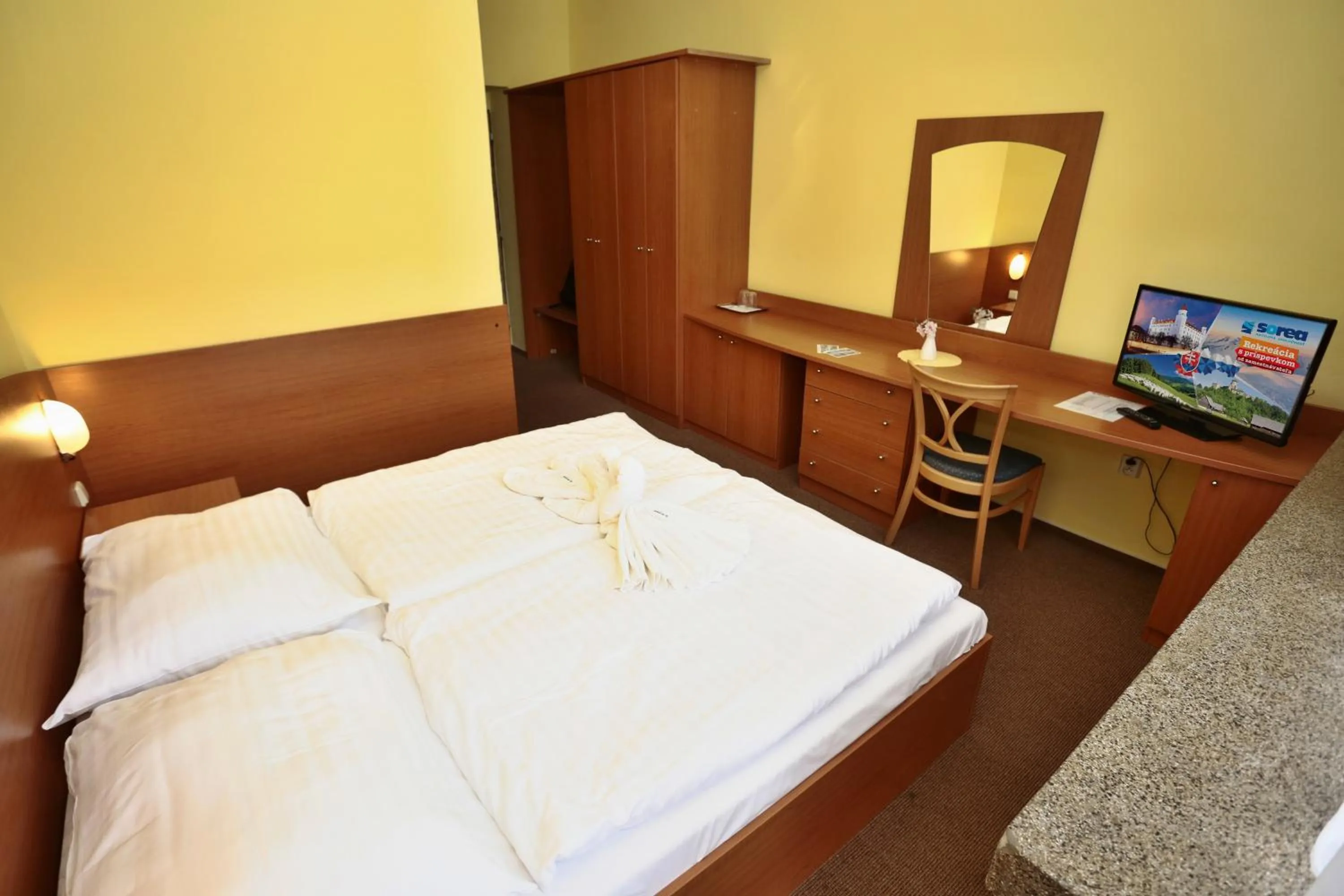 Bed in Hotel SOREA ĎUMBIER