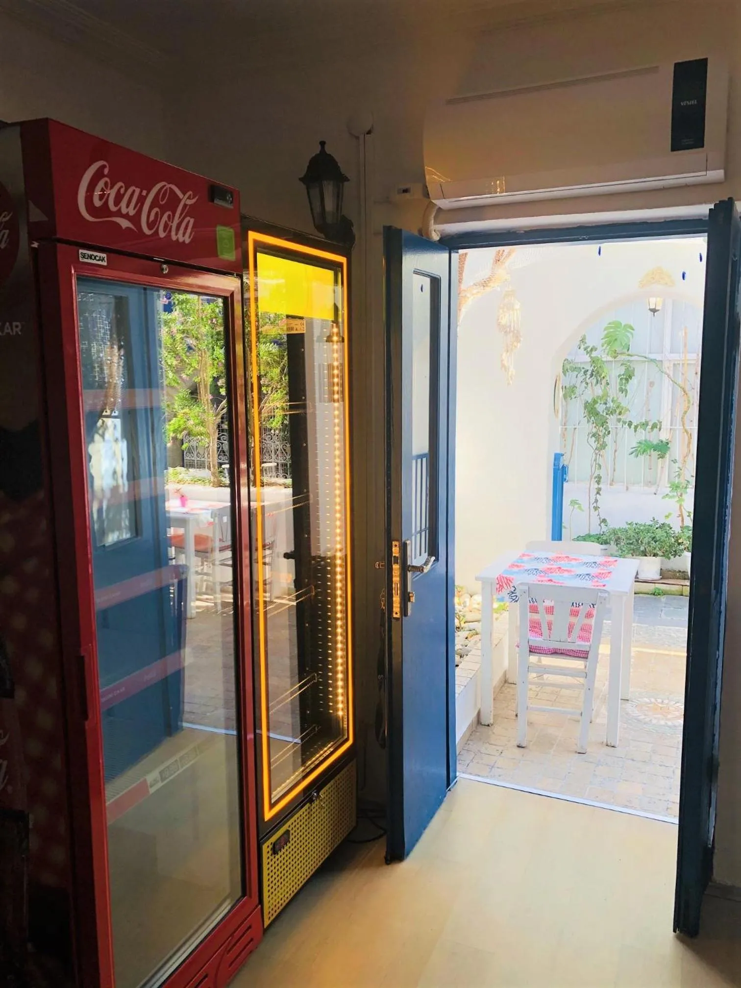 Restaurant/places to eat in Denizati Pension