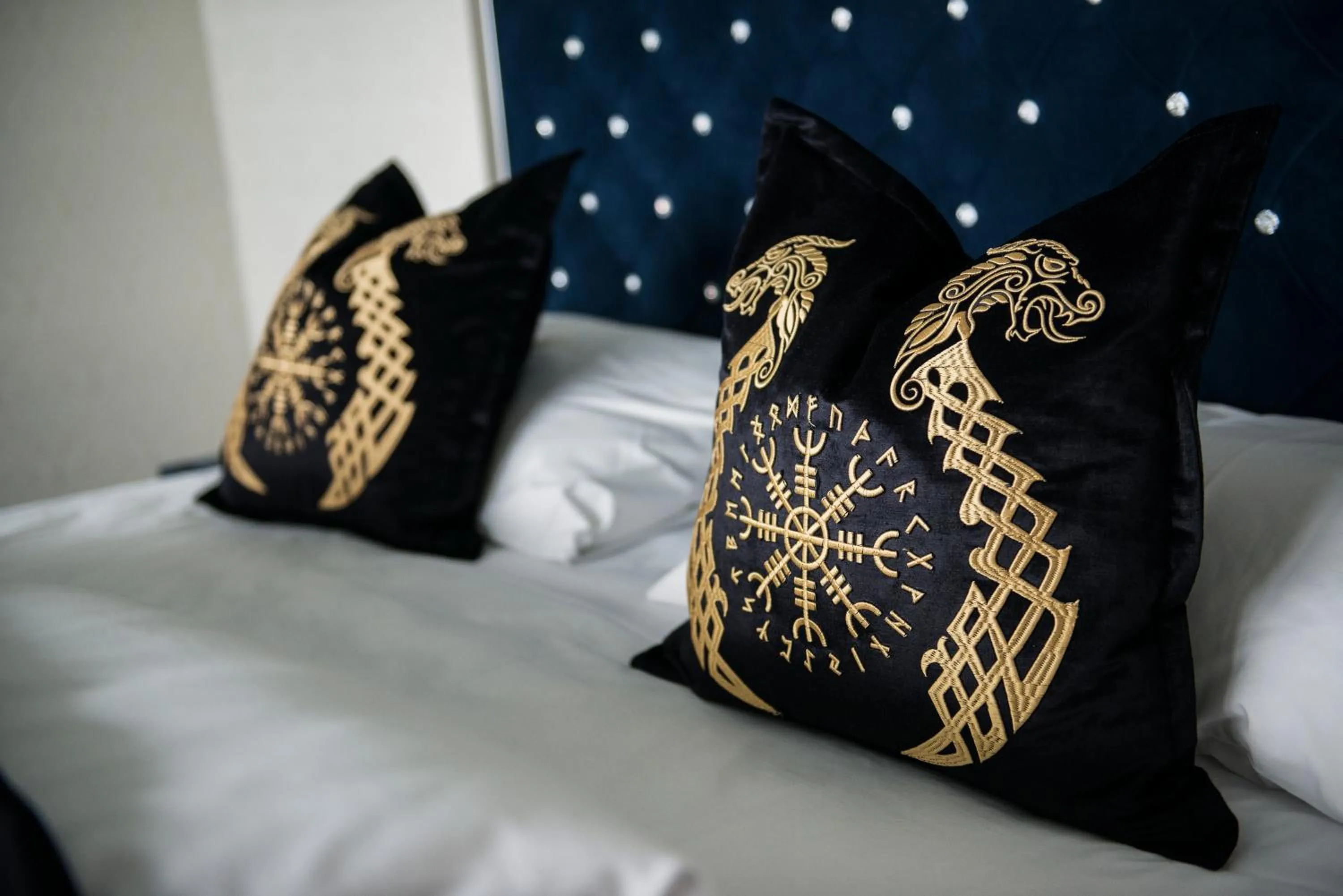 Bed in Leikanger Fjordhotel - Unike Hoteller