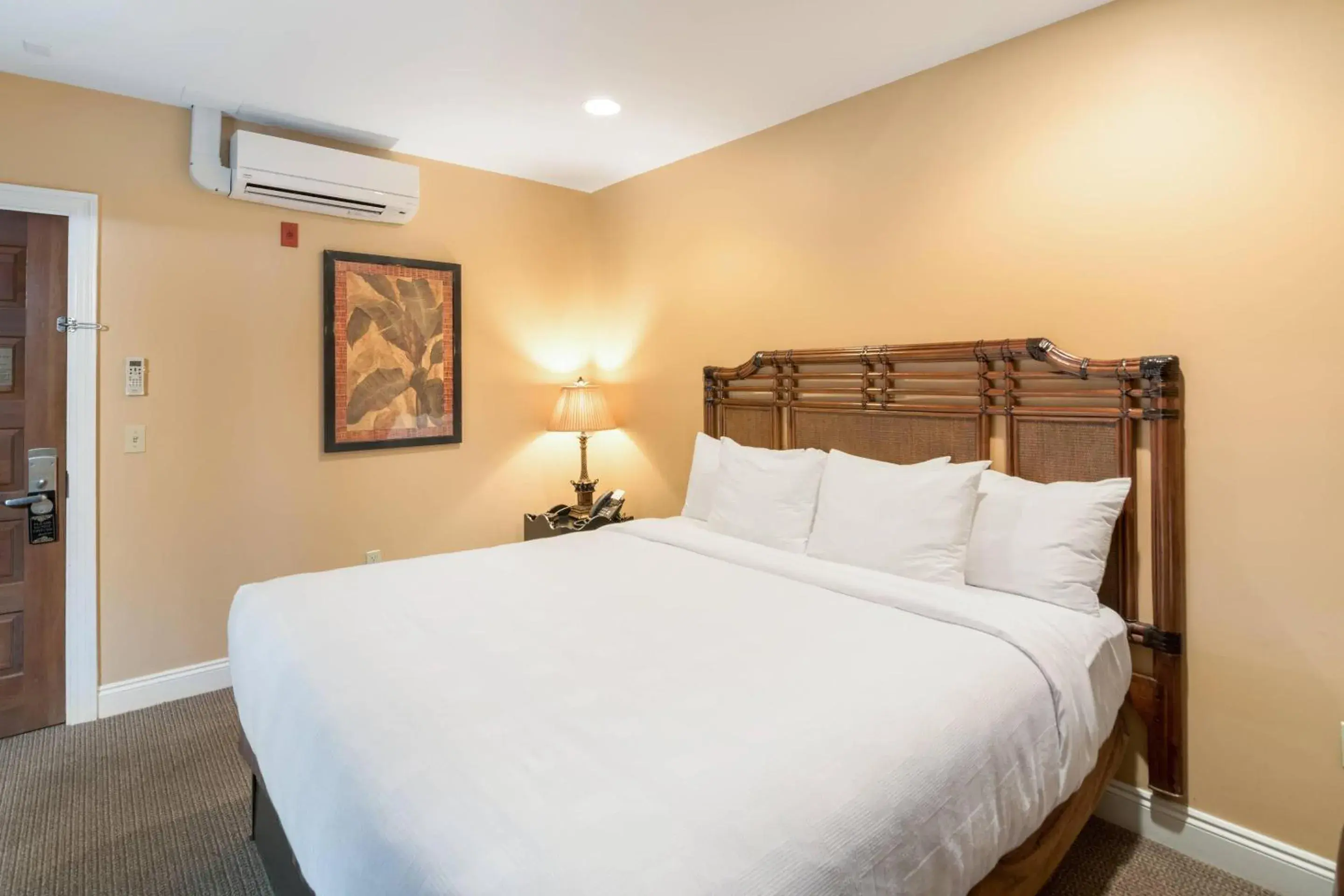 Bedroom, Bed in The Port Inn and Cottages, an Ascend Collection Hotel Bedroom, Bed in The Port Inn and Cottages, an Ascend Collection Hotel