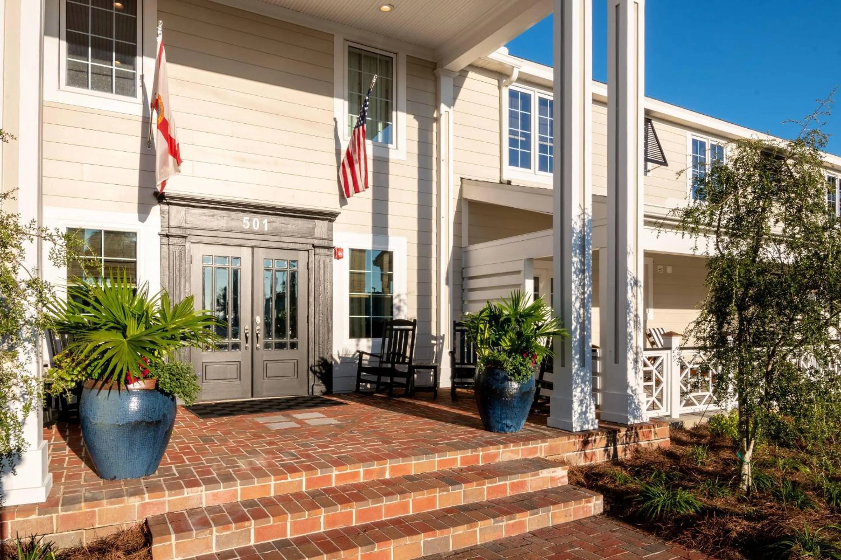 Property building in The Port Inn and Cottages, an Ascend Collection Hotel