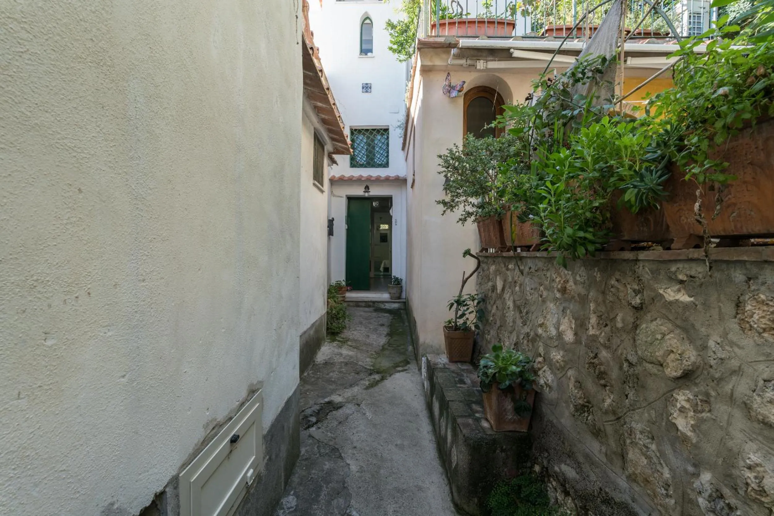 Facade/entrance in Casa Novella