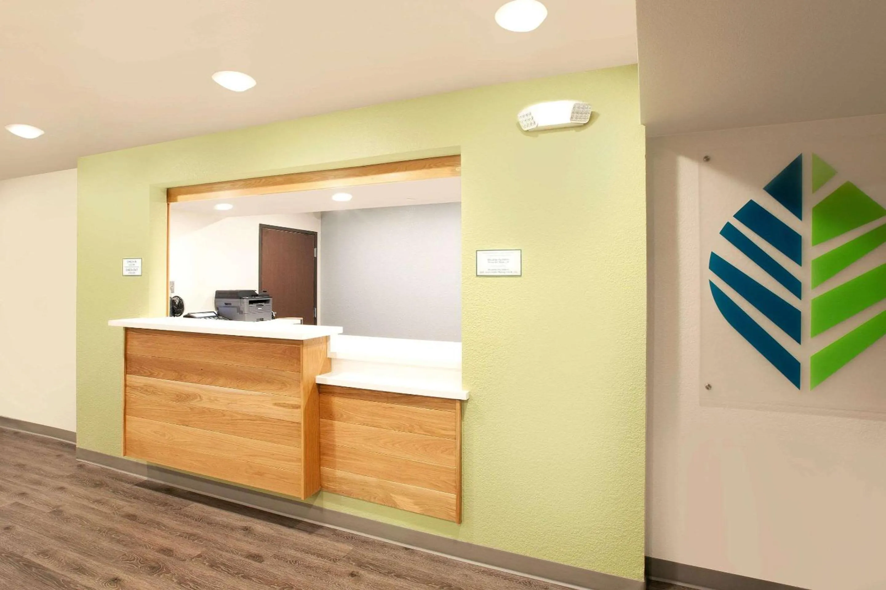 Lobby or reception in WoodSpring Suites Houston 288 South Medical Center