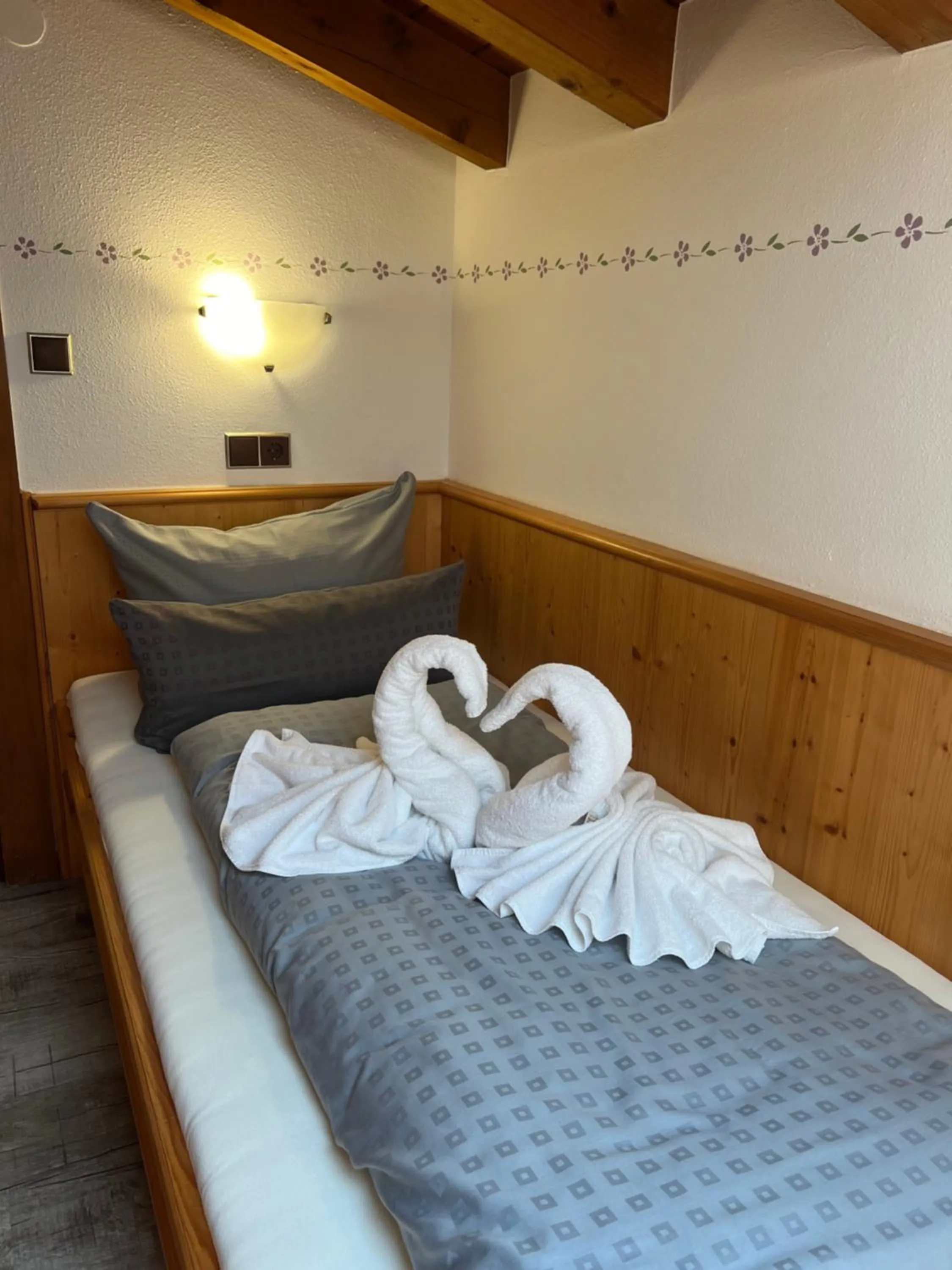 Photo of the whole room, Bed in ALPENHOTEL TYROL - B&B - ADULTS ONLY - Alpines Lifestylehotel