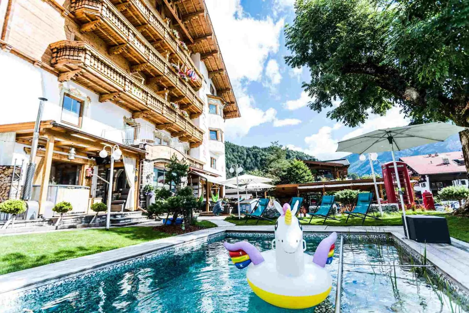 Property building in ALPENHOTEL TYROL - B&B - ADULTS ONLY - Alpines Lifestylehotel