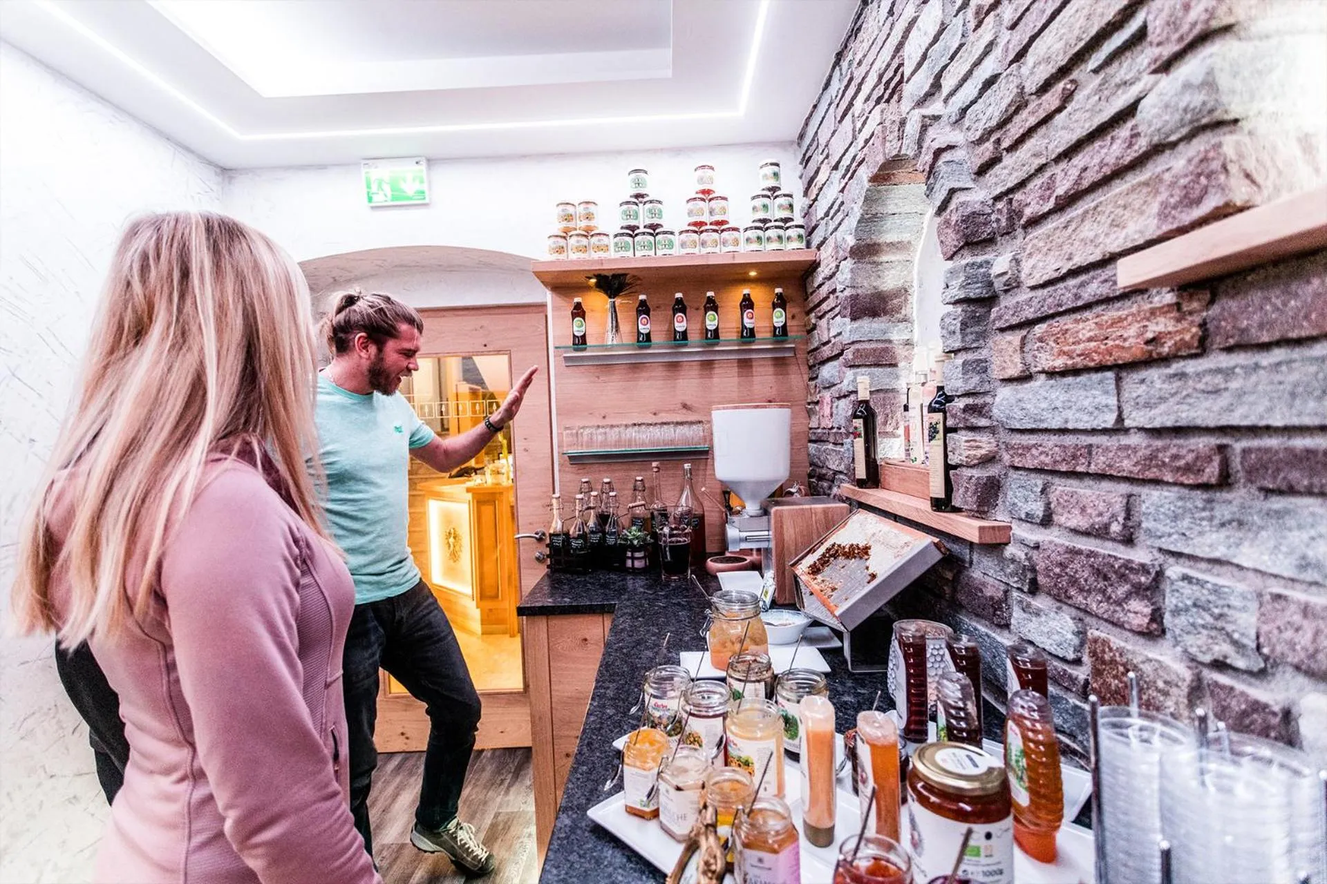 Guests in ALPENHOTEL TYROL - B&B - ADULTS ONLY - Alpines Lifestylehotel