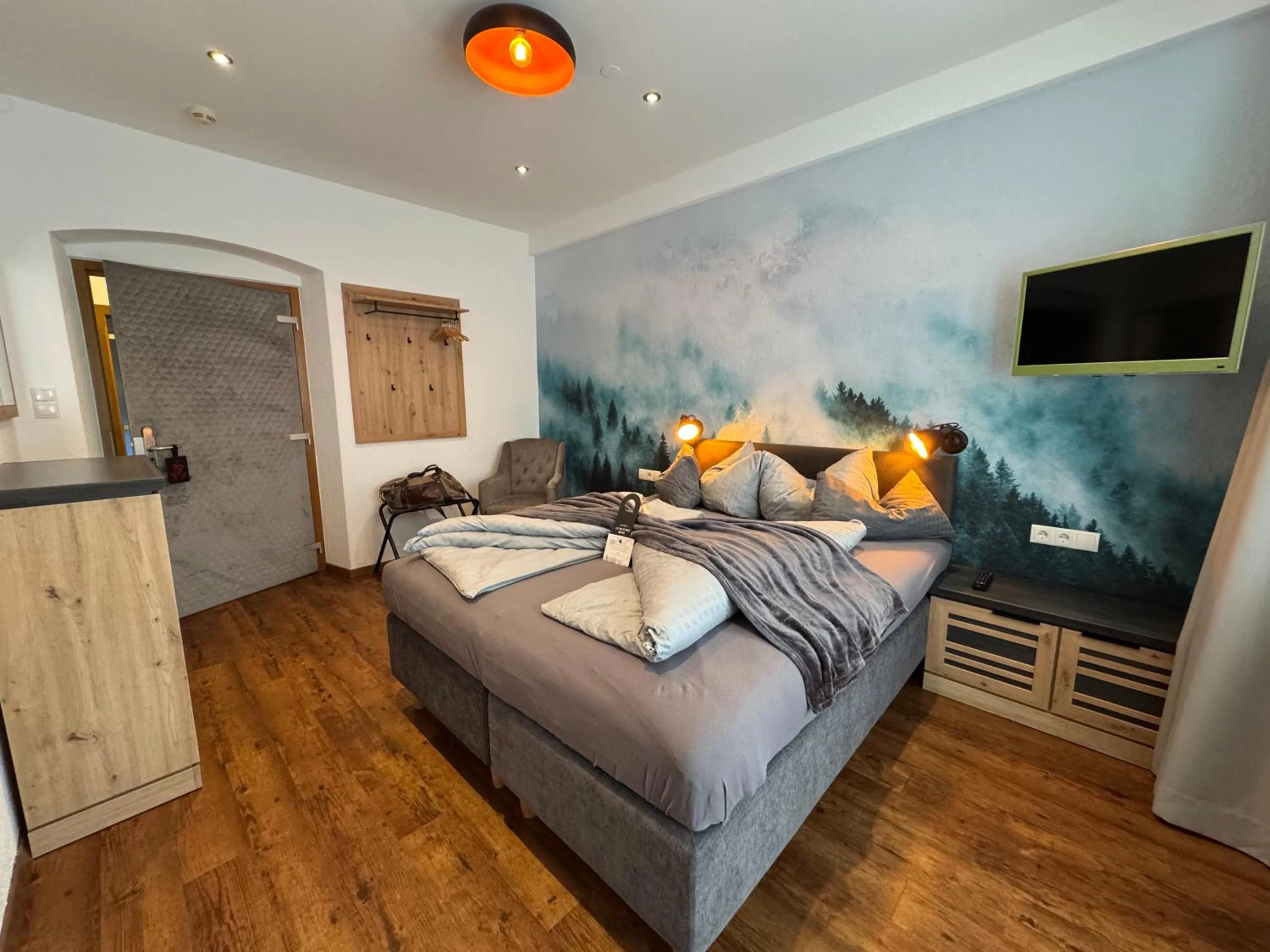 Bed in ALPENHOTEL TYROL - B&B - ADULTS ONLY - Alpines Lifestylehotel