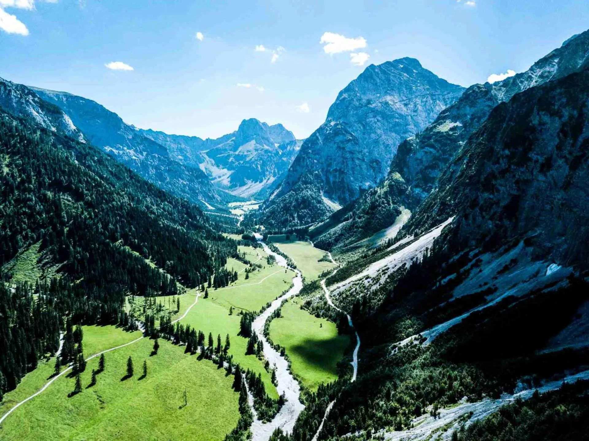 Off site in ALPENHOTEL TYROL - B&B - ADULTS ONLY - Alpines Lifestylehotel