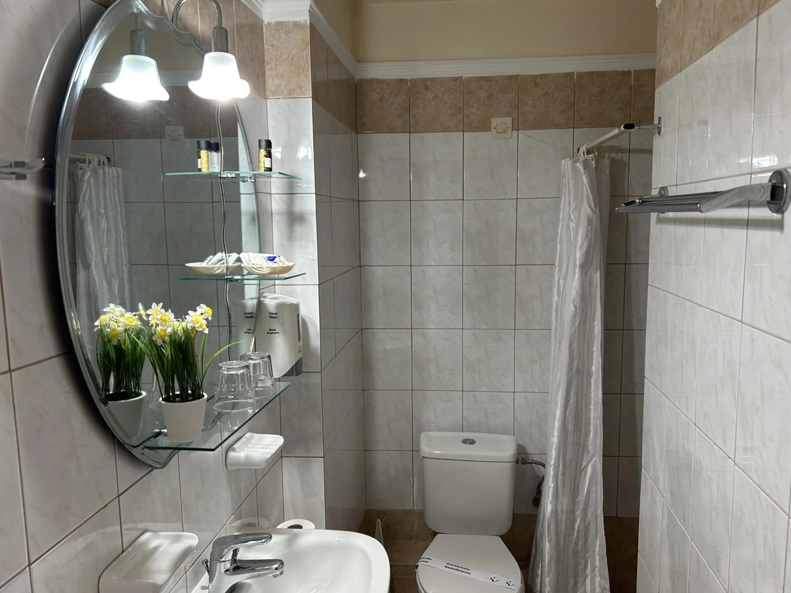 Shower in Brati II Beach Hotel