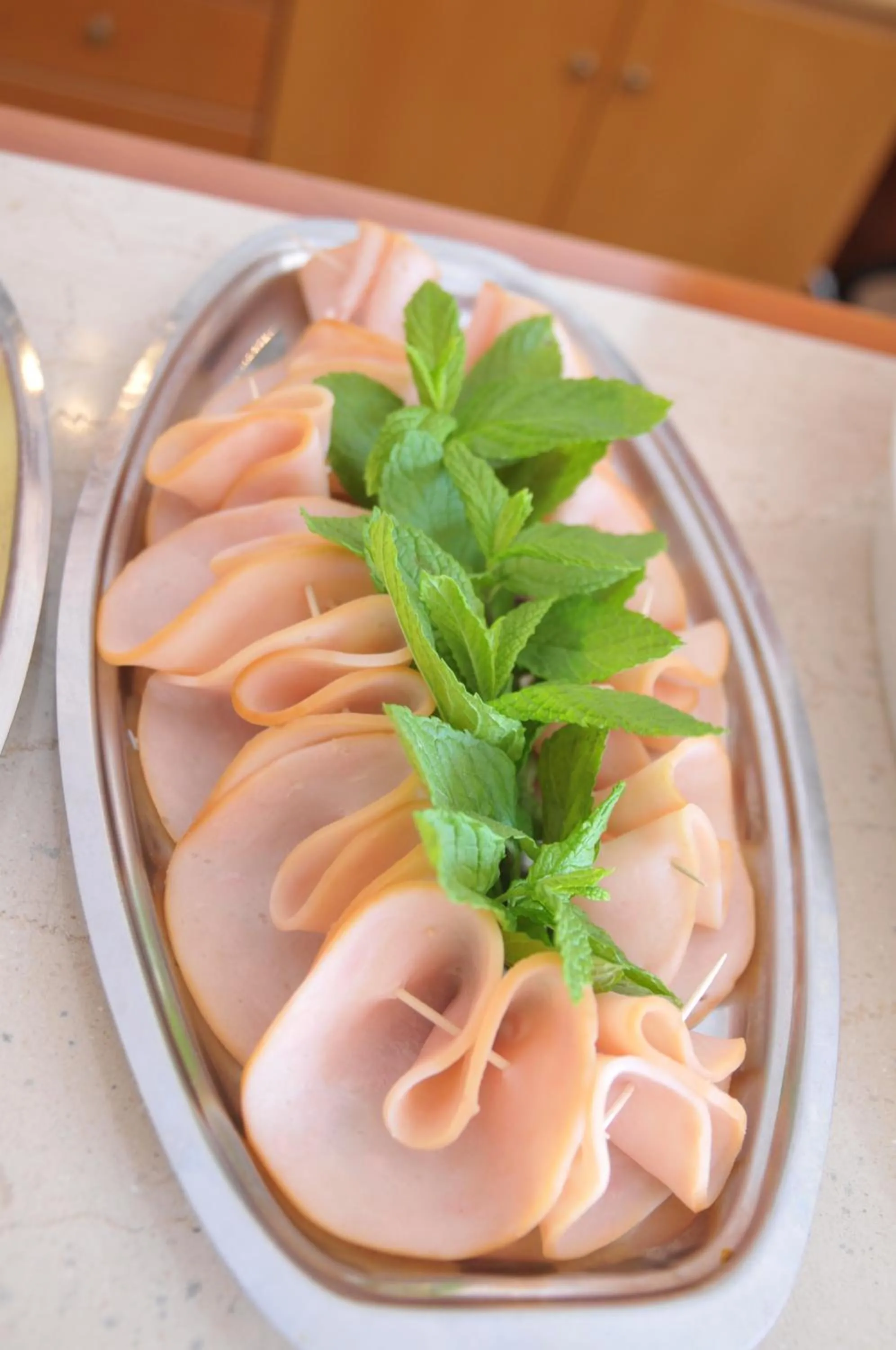 Food and drinks in Brati II Beach Hotel