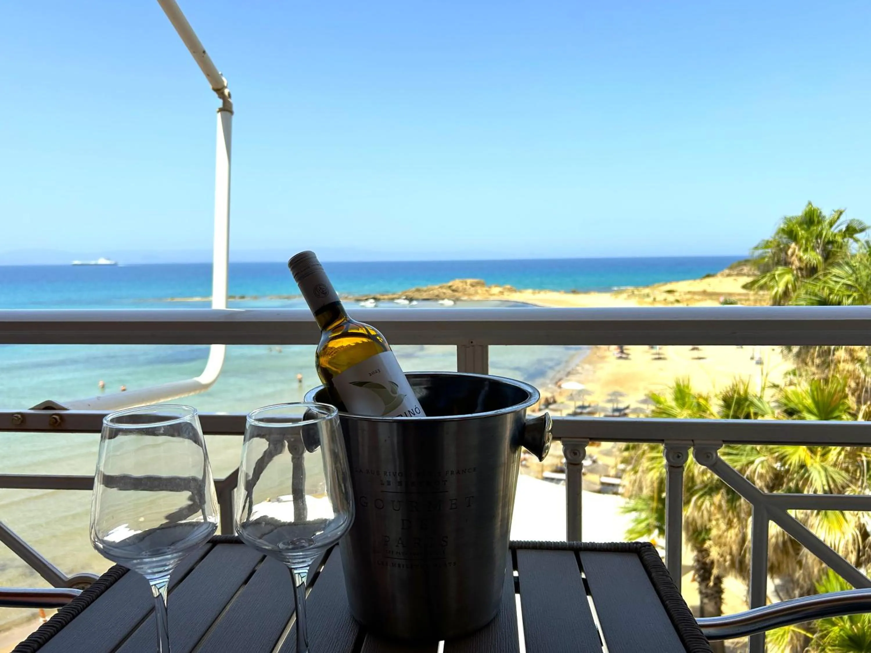 Day in Brati II Beach Hotel