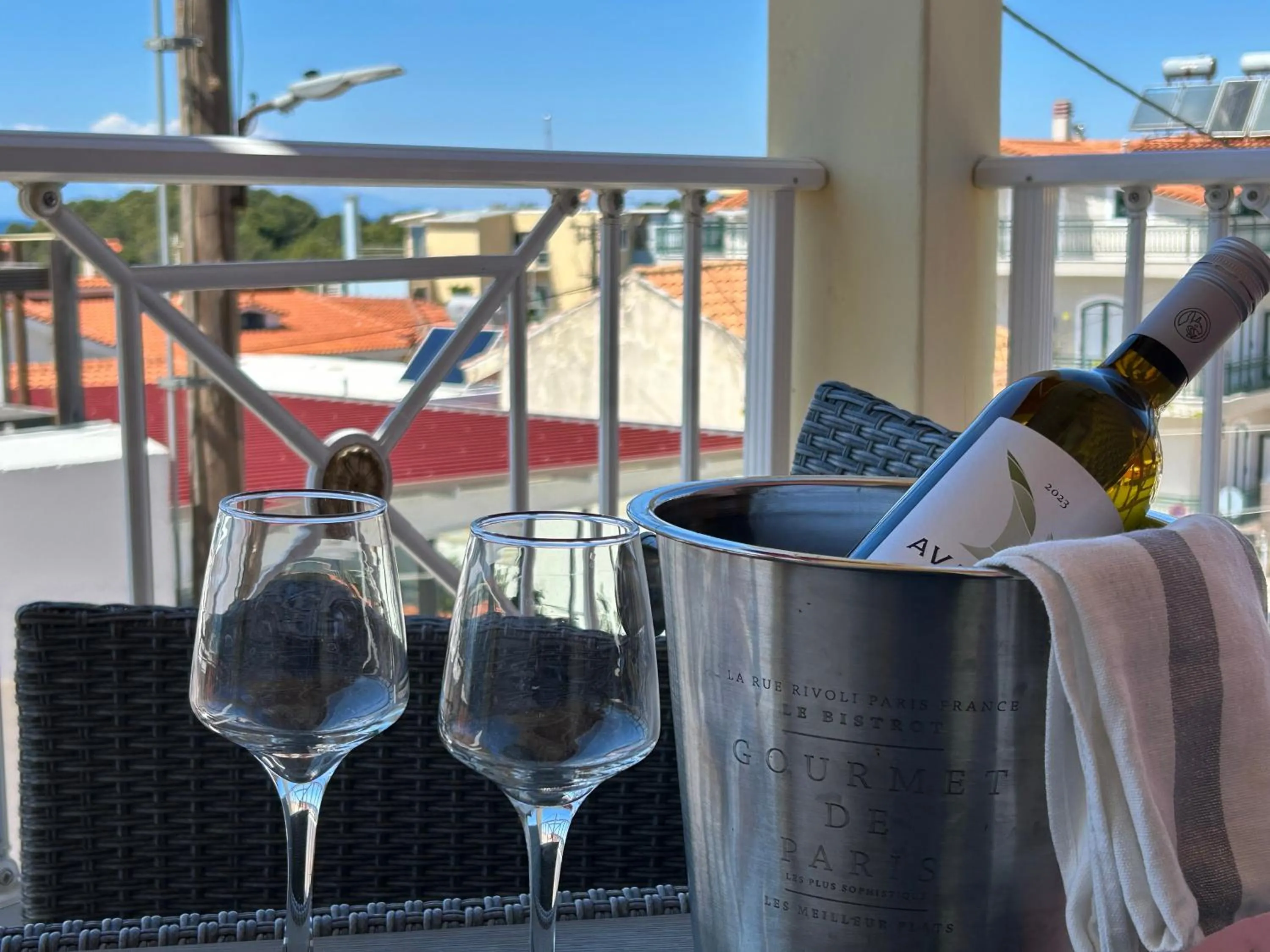 Day in Brati II Beach Hotel