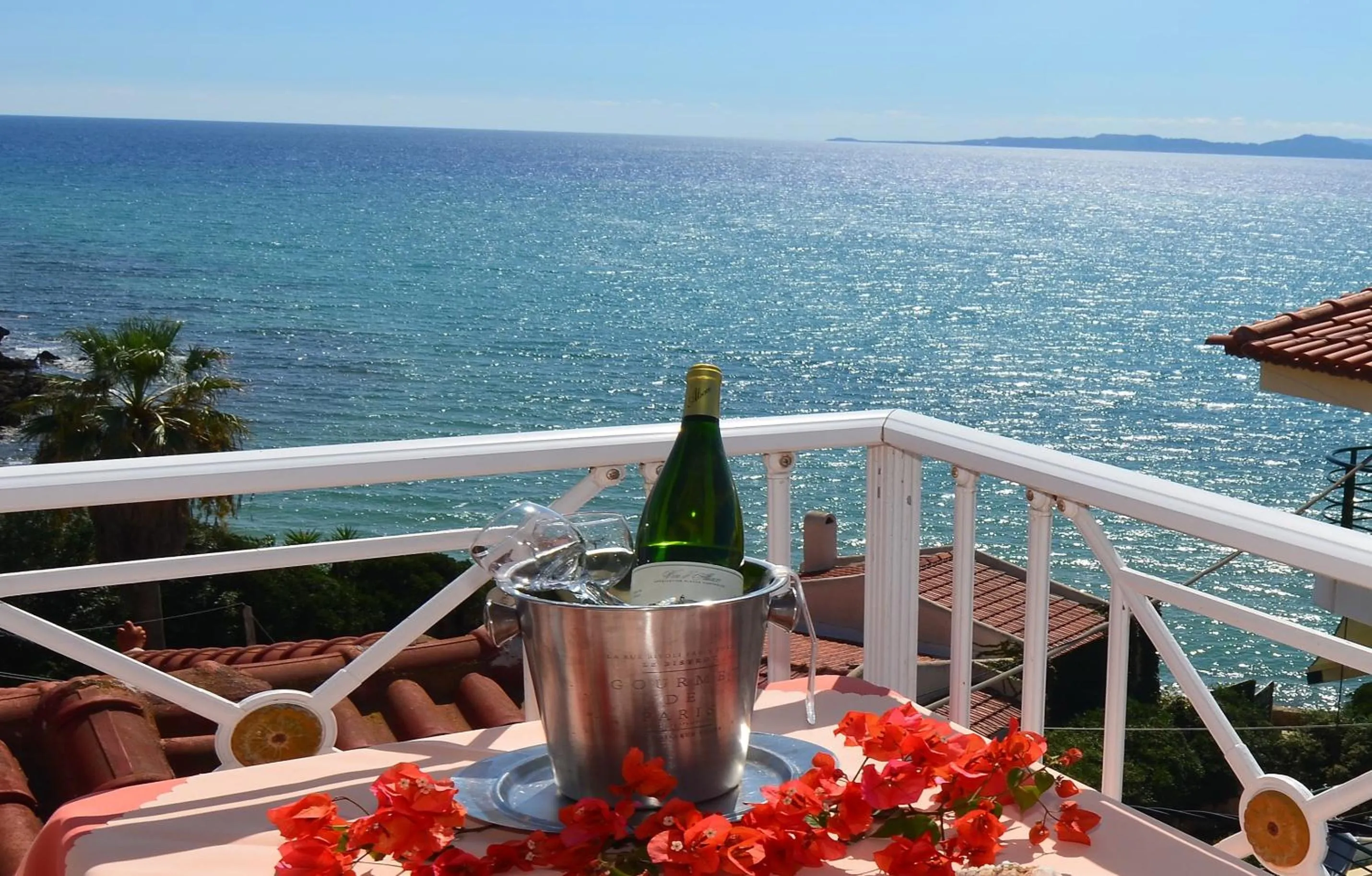 Day in Brati II Beach Hotel