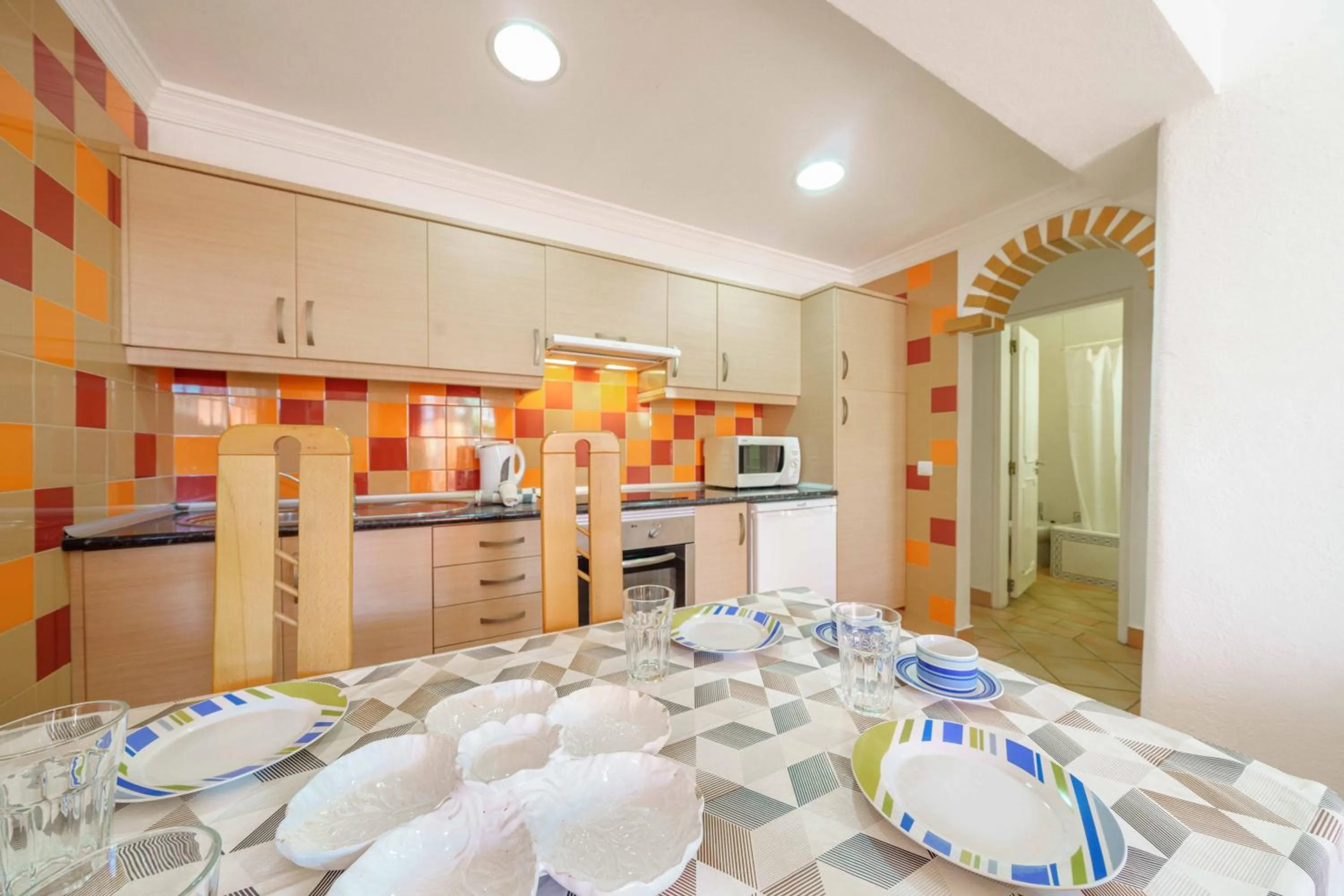 Kitchen or kitchenette in Apartamentos Solar do Sol