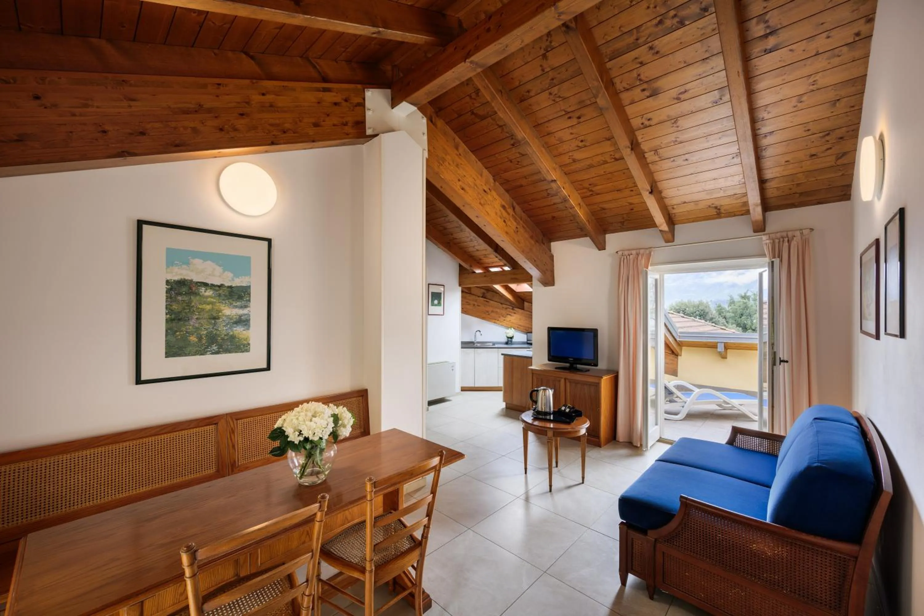 Residence L'Ulivo - Apartments in the city Center, with Fitness, Squash & Private Parking