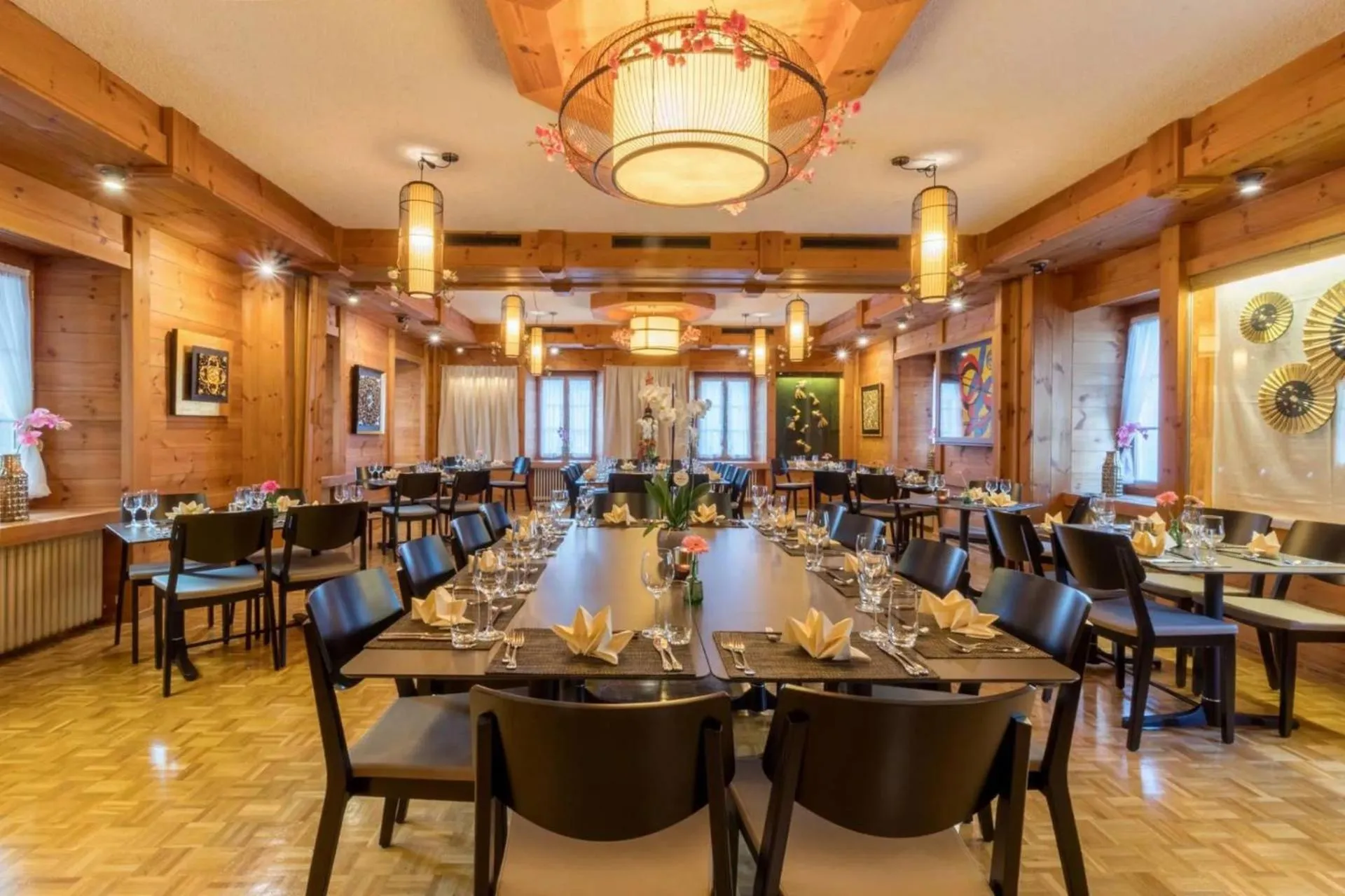 Restaurant/places to eat in Schweizerhof