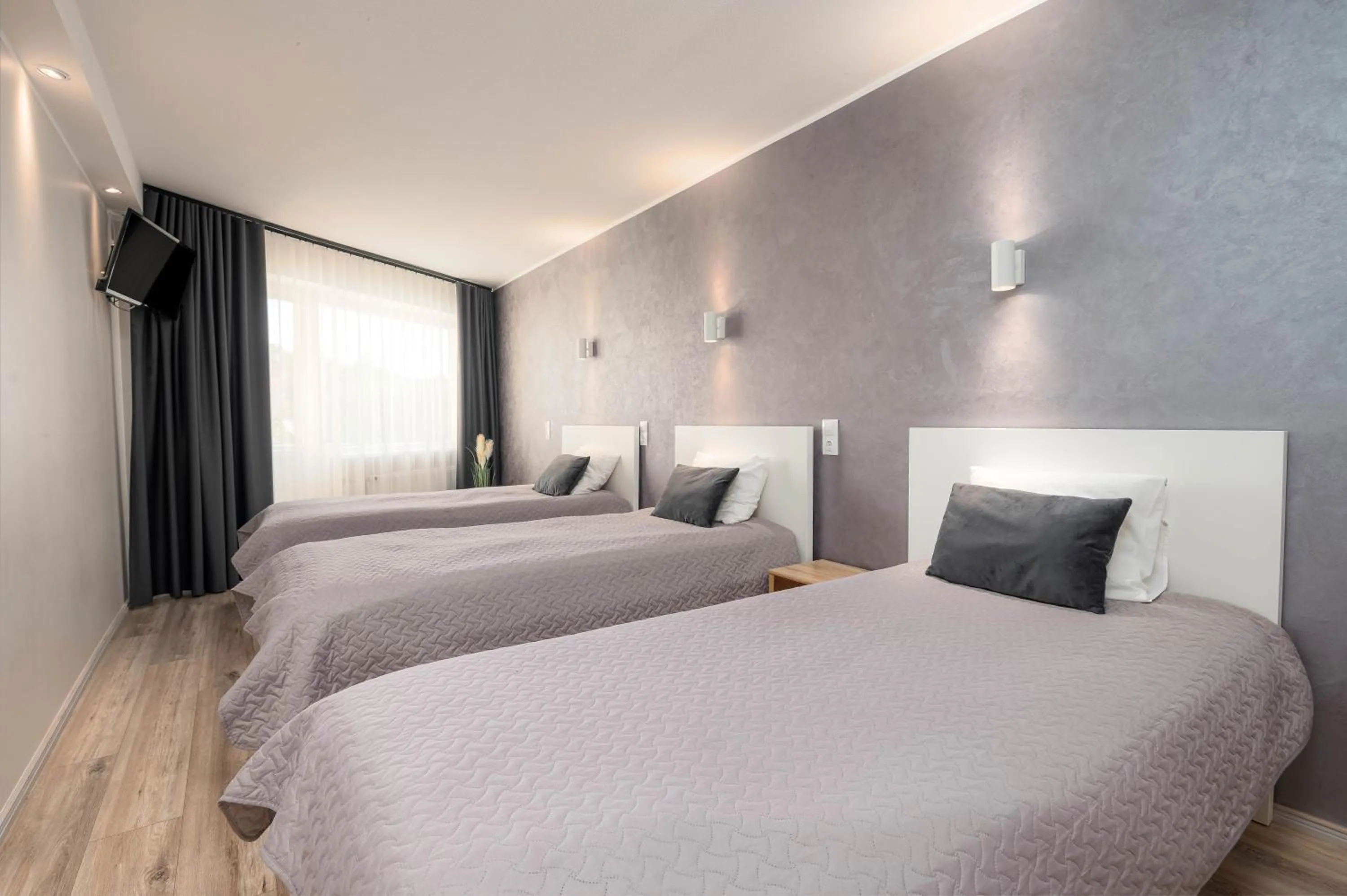 Hotel Vesiroos