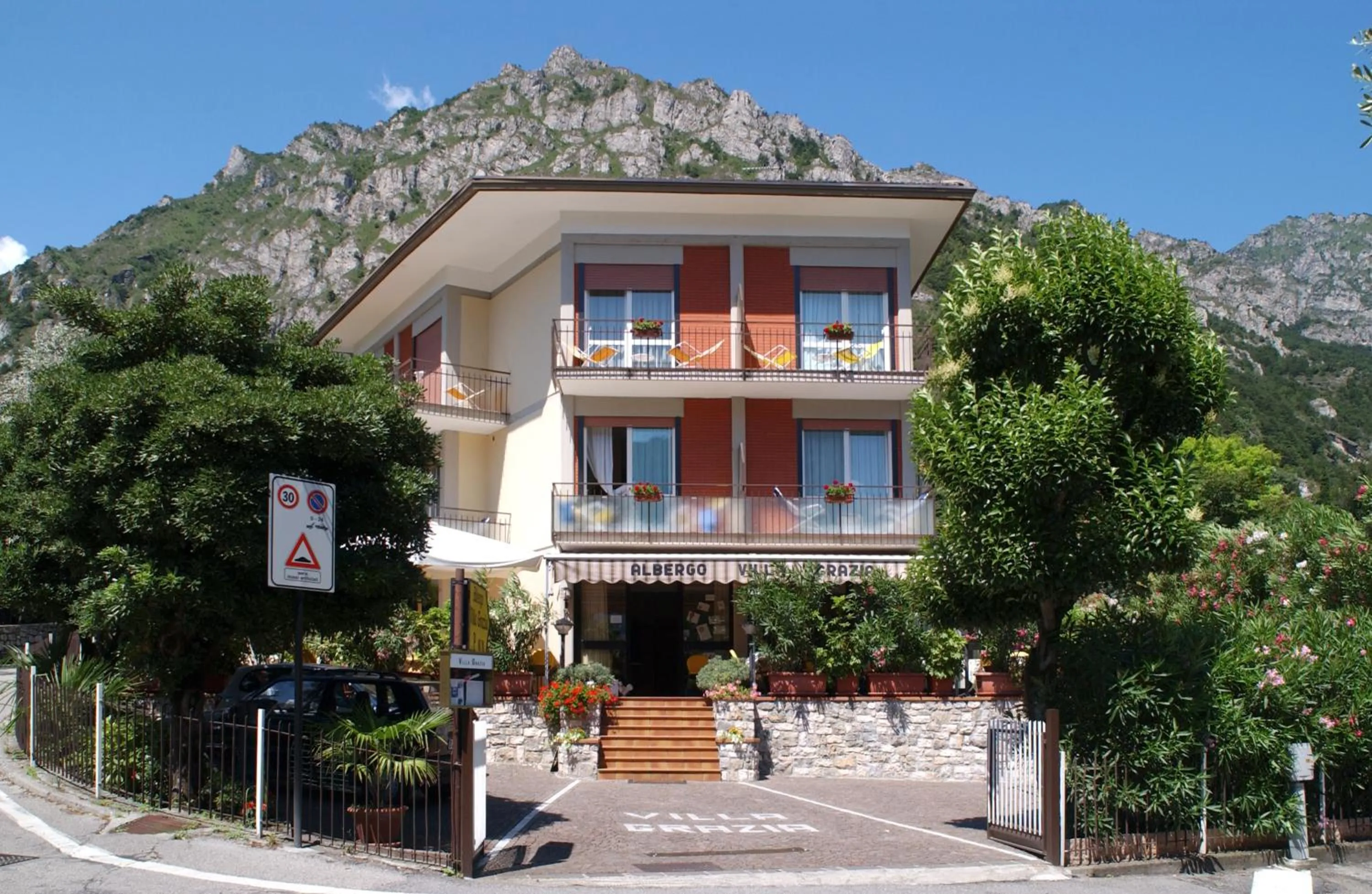 Property building in Hotel Villa Grazia