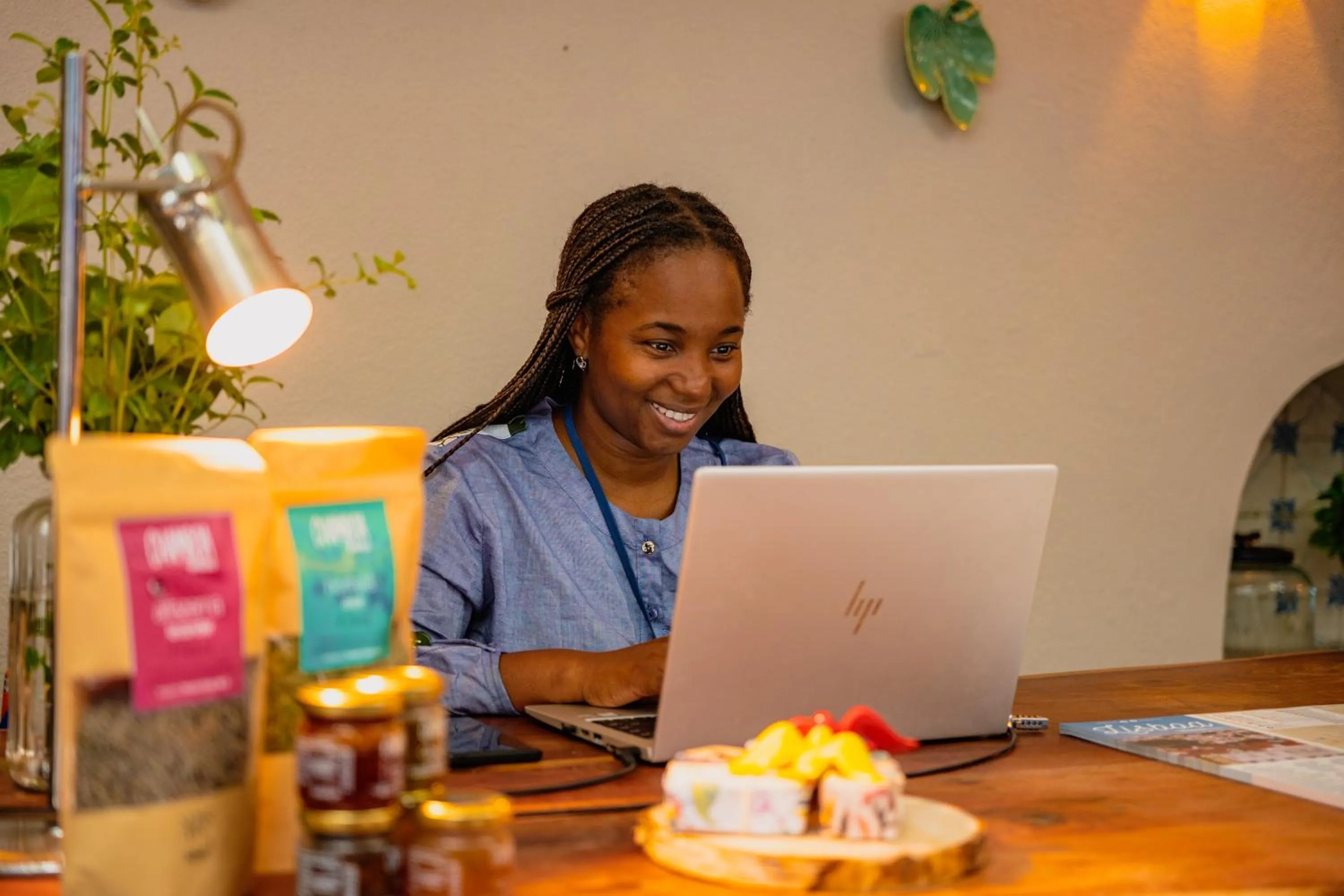 group of guests in Casa do Bairro by Shiadu