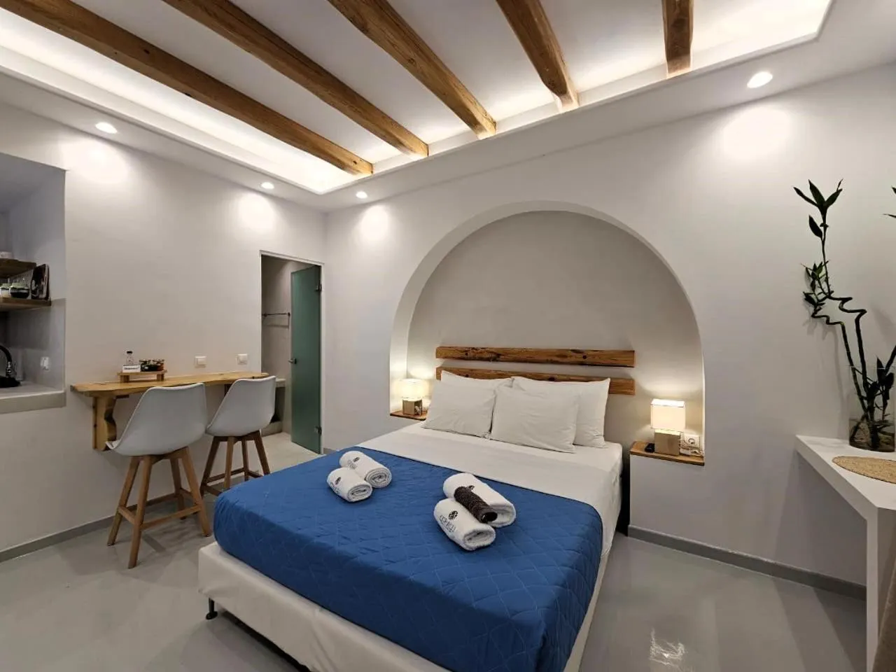 Bedroom, Bed in Coralli Beach Apartments