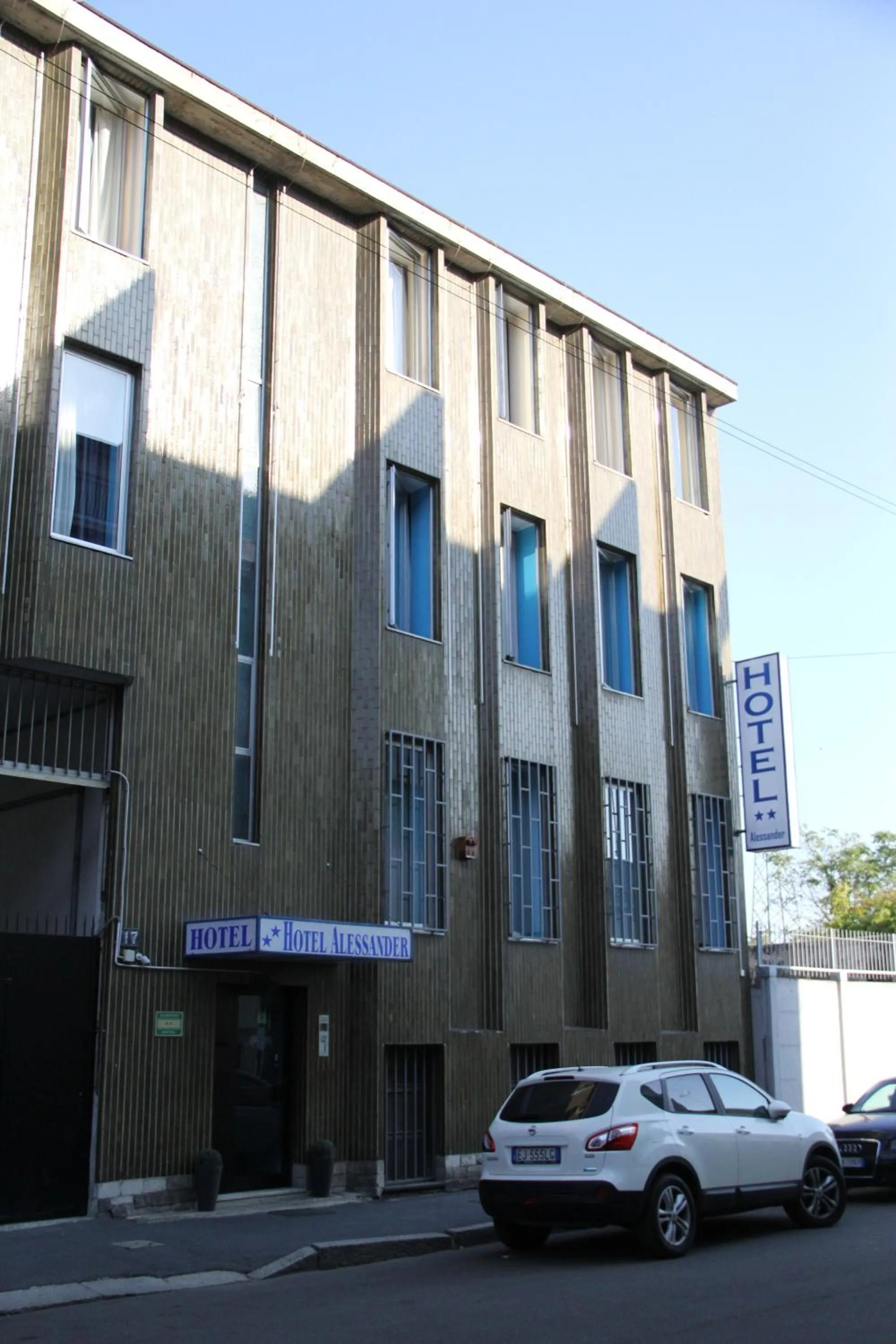 Facade/entrance in Hotel Alessander