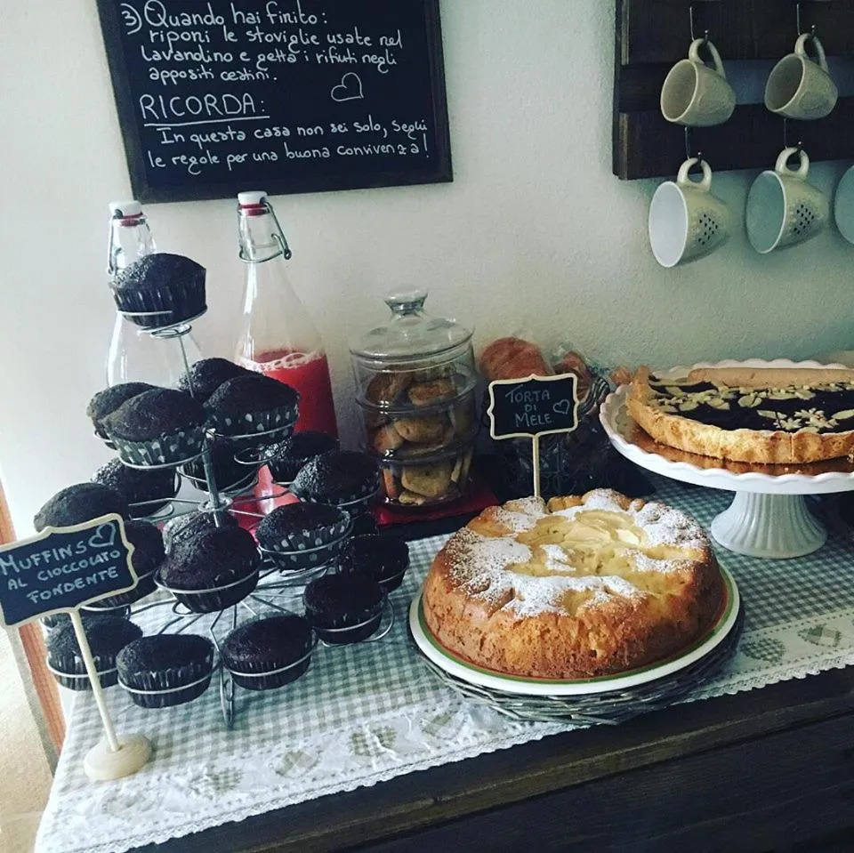 Italian breakfast in Mille Soli Bed and Breakfast