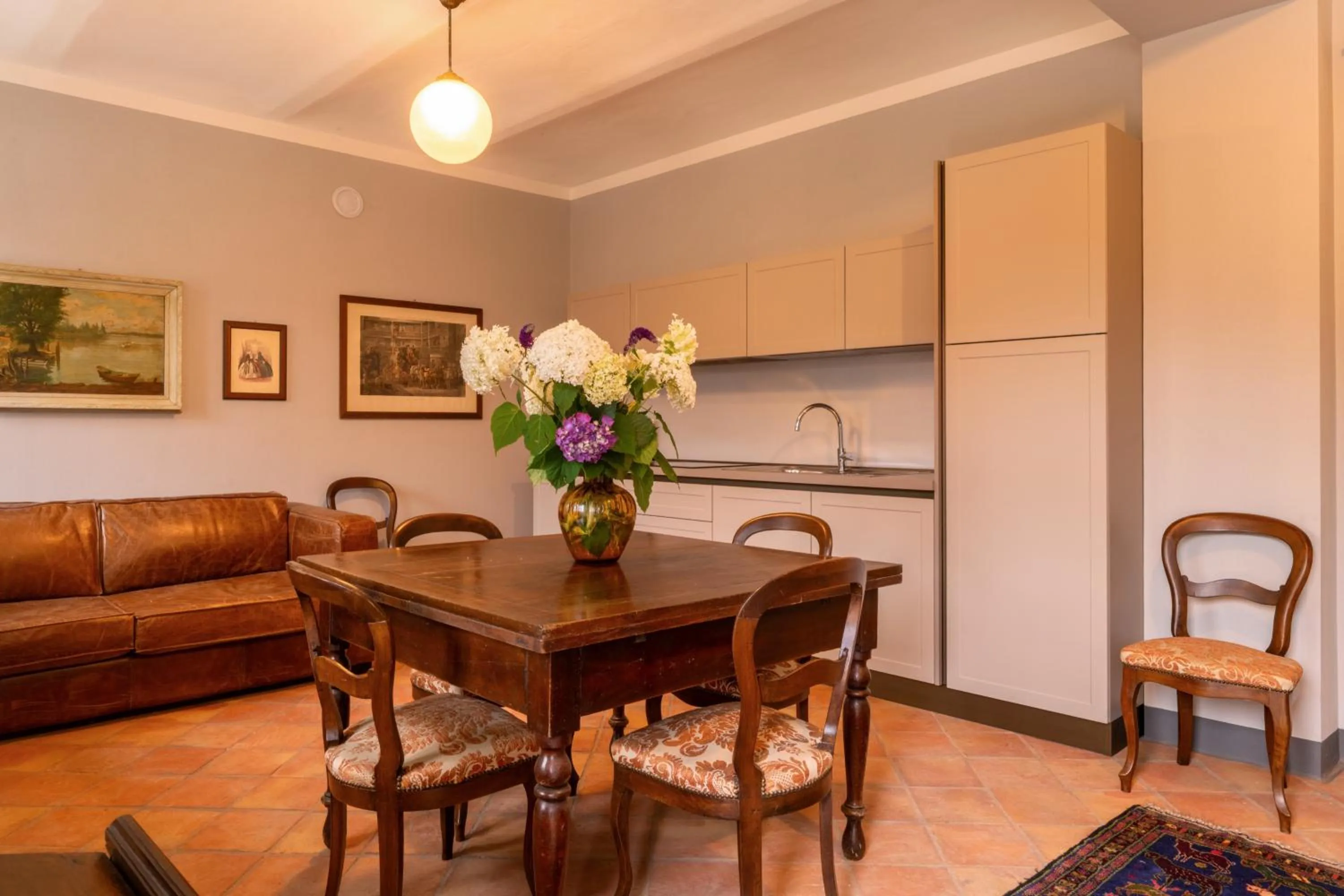 Kitchen or kitchenette in Villa Bricco dei Cogni