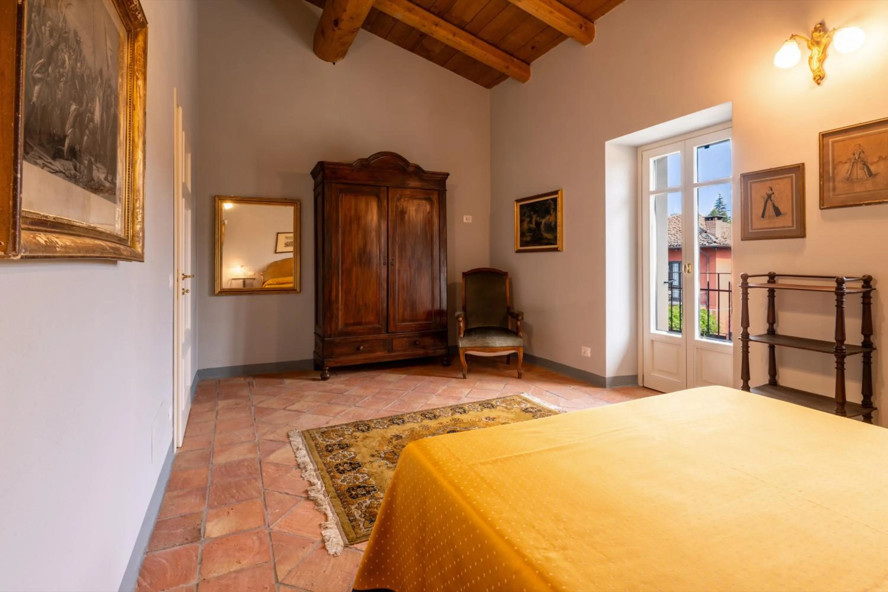 Bed in Villa Bricco dei Cogni