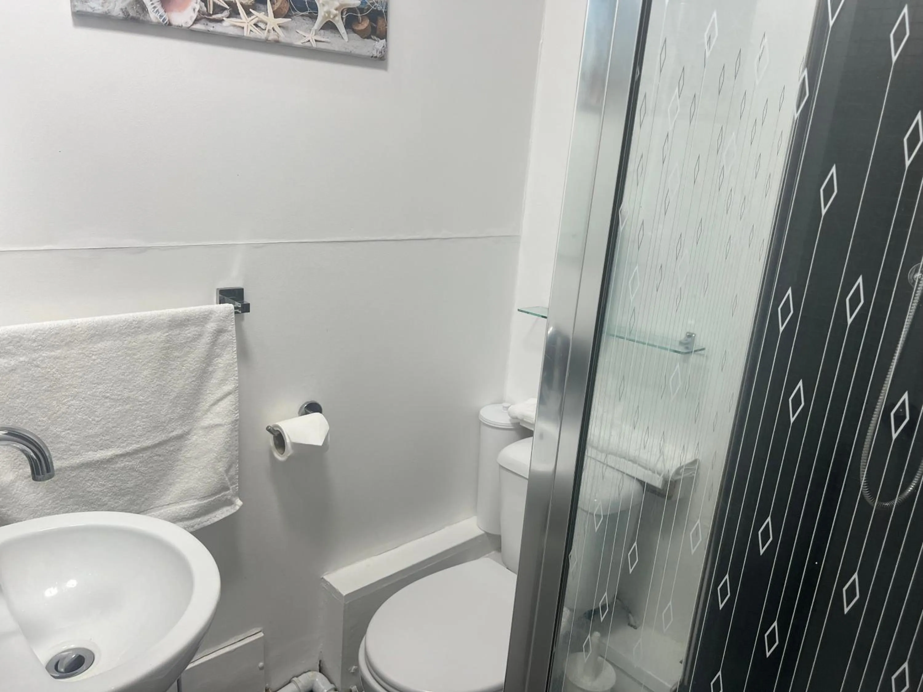 Bathroom in Duke of Buckingham