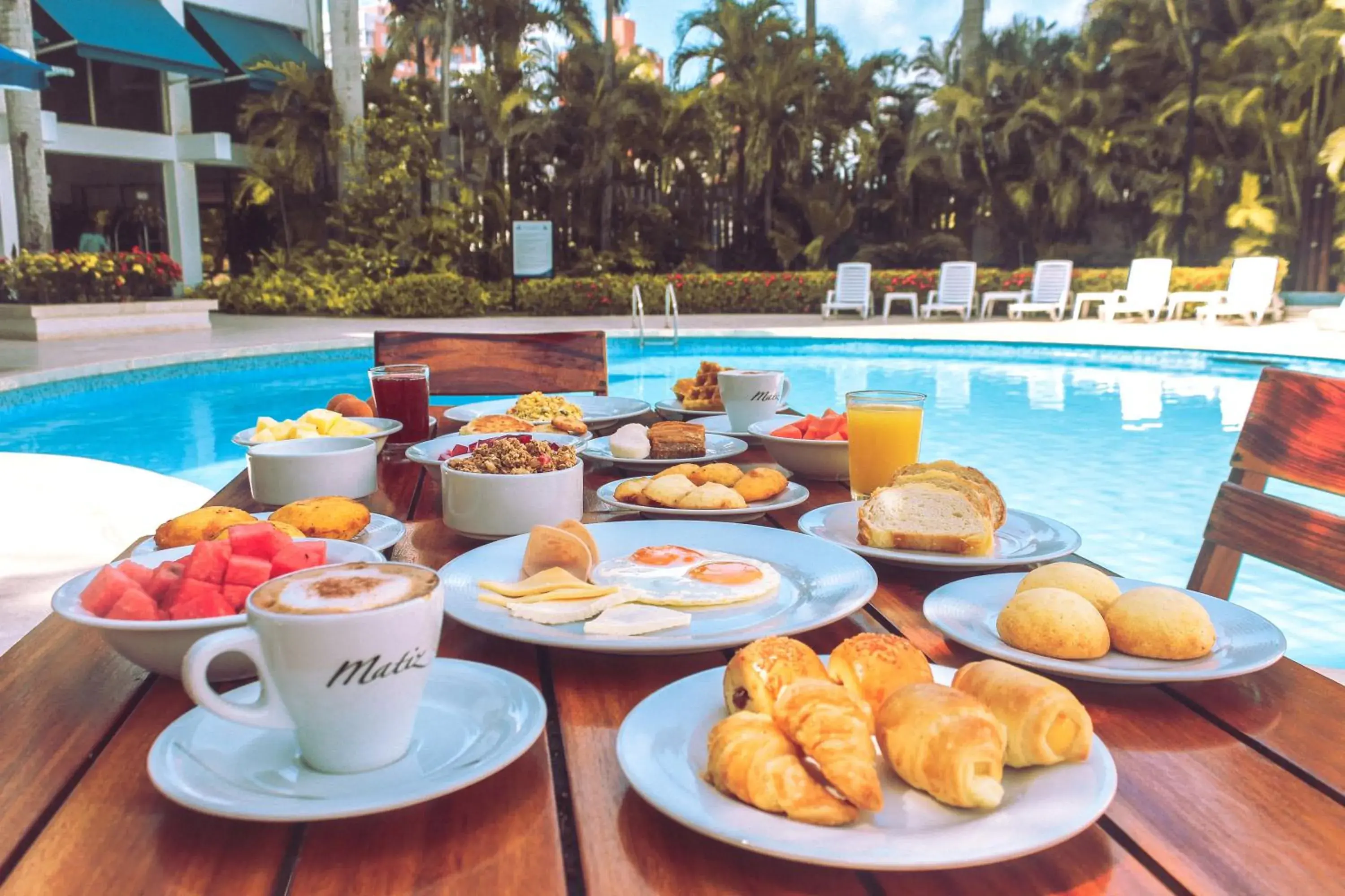 Buffet breakfast in Hotel Barranquilla Plaza Buffet breakfast in Hotel Barranquilla Plaza
