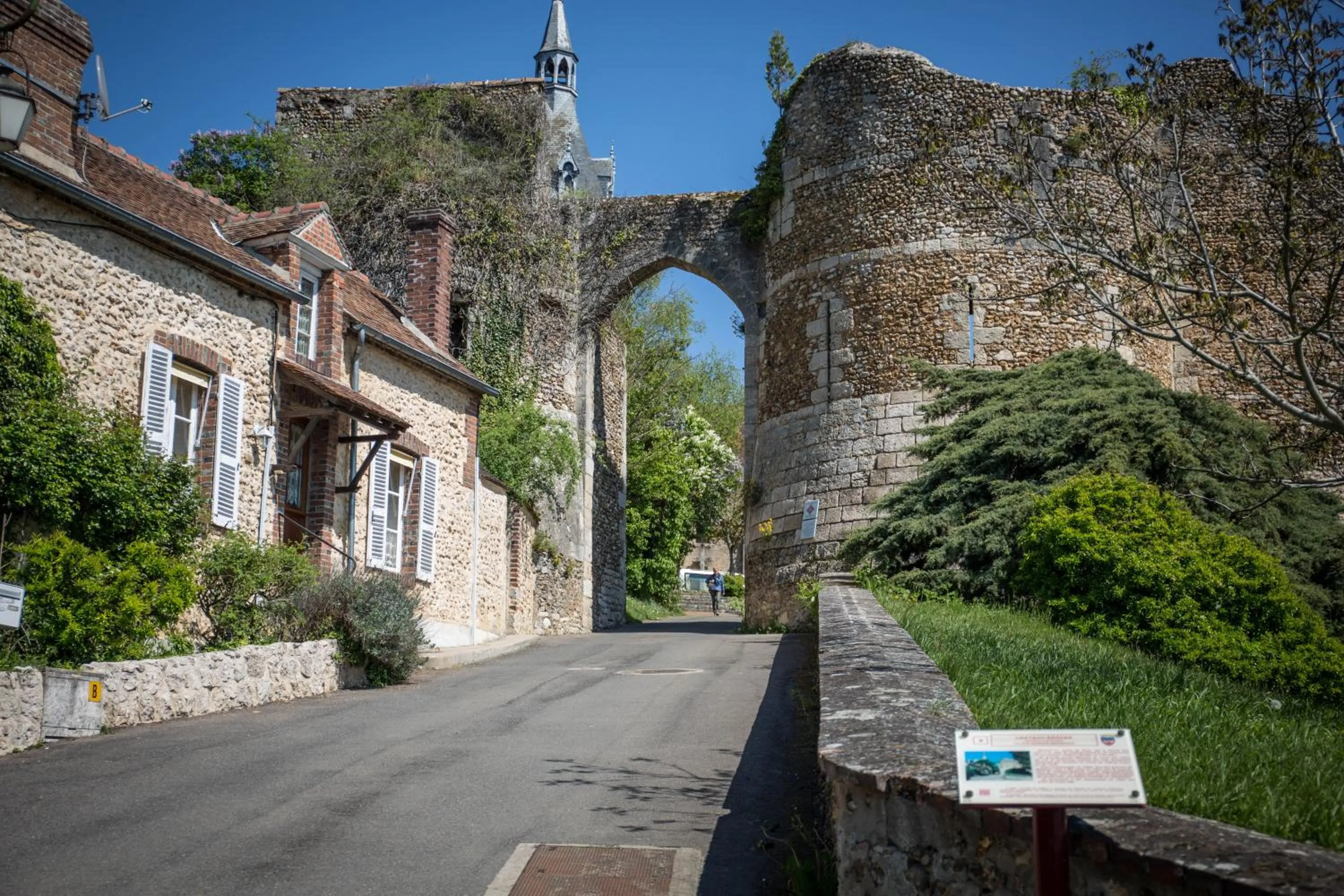 Nearby landmark in Le Sauvage