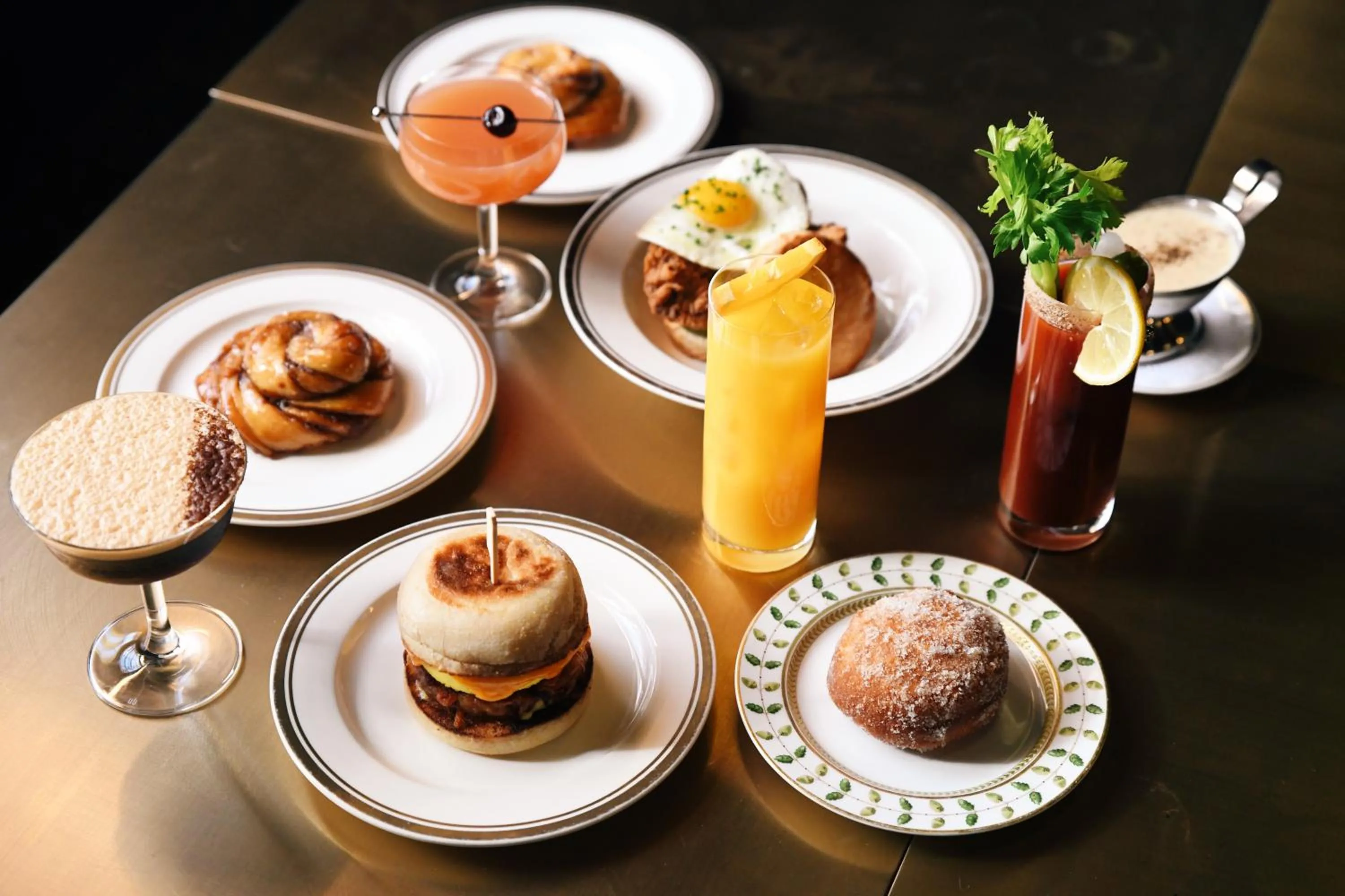 Breakfast in Hotel Savoy Kansas City, Tapestry Collection by Hilton