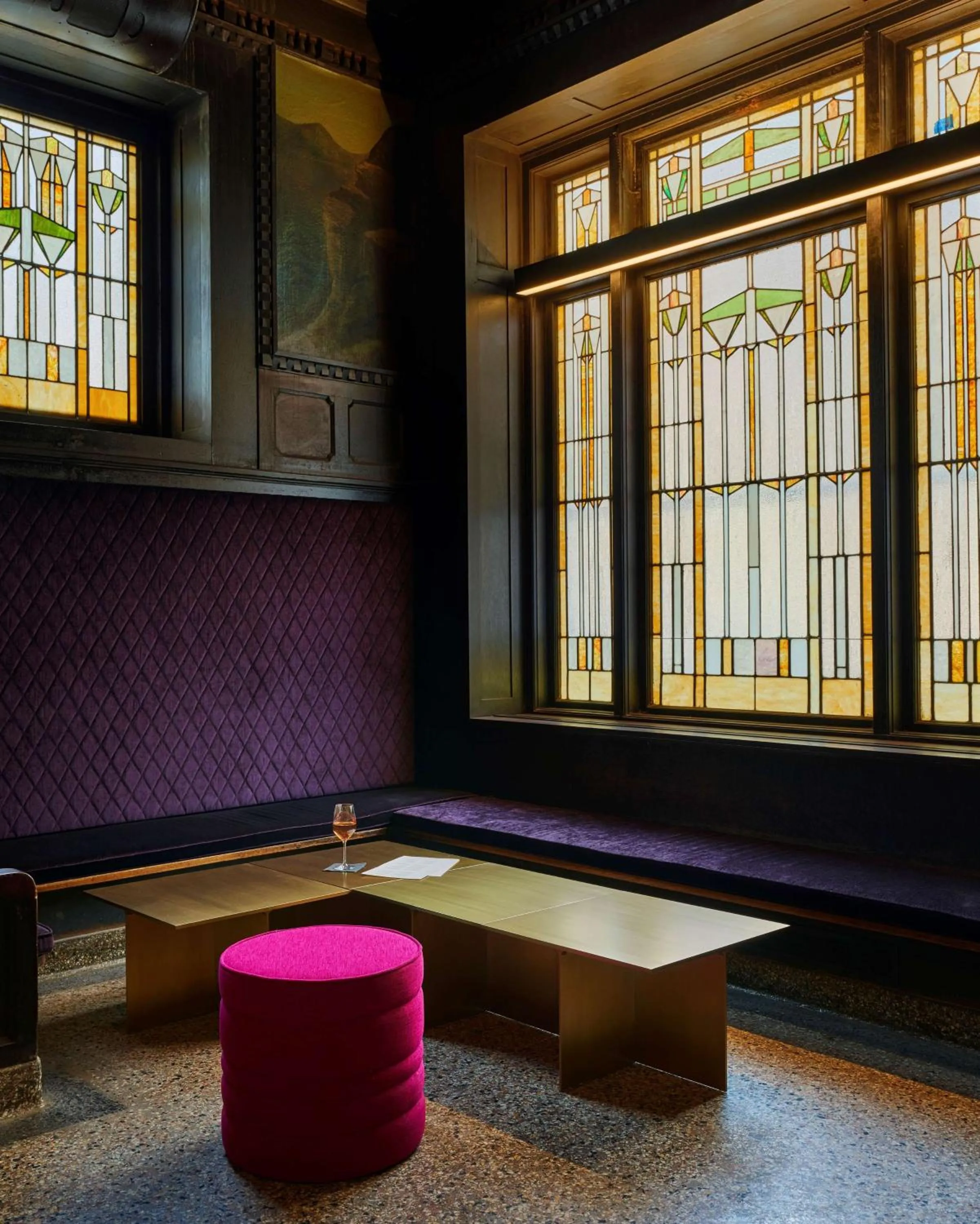 Lounge or bar in Hotel Savoy Kansas City, Tapestry Collection by Hilton