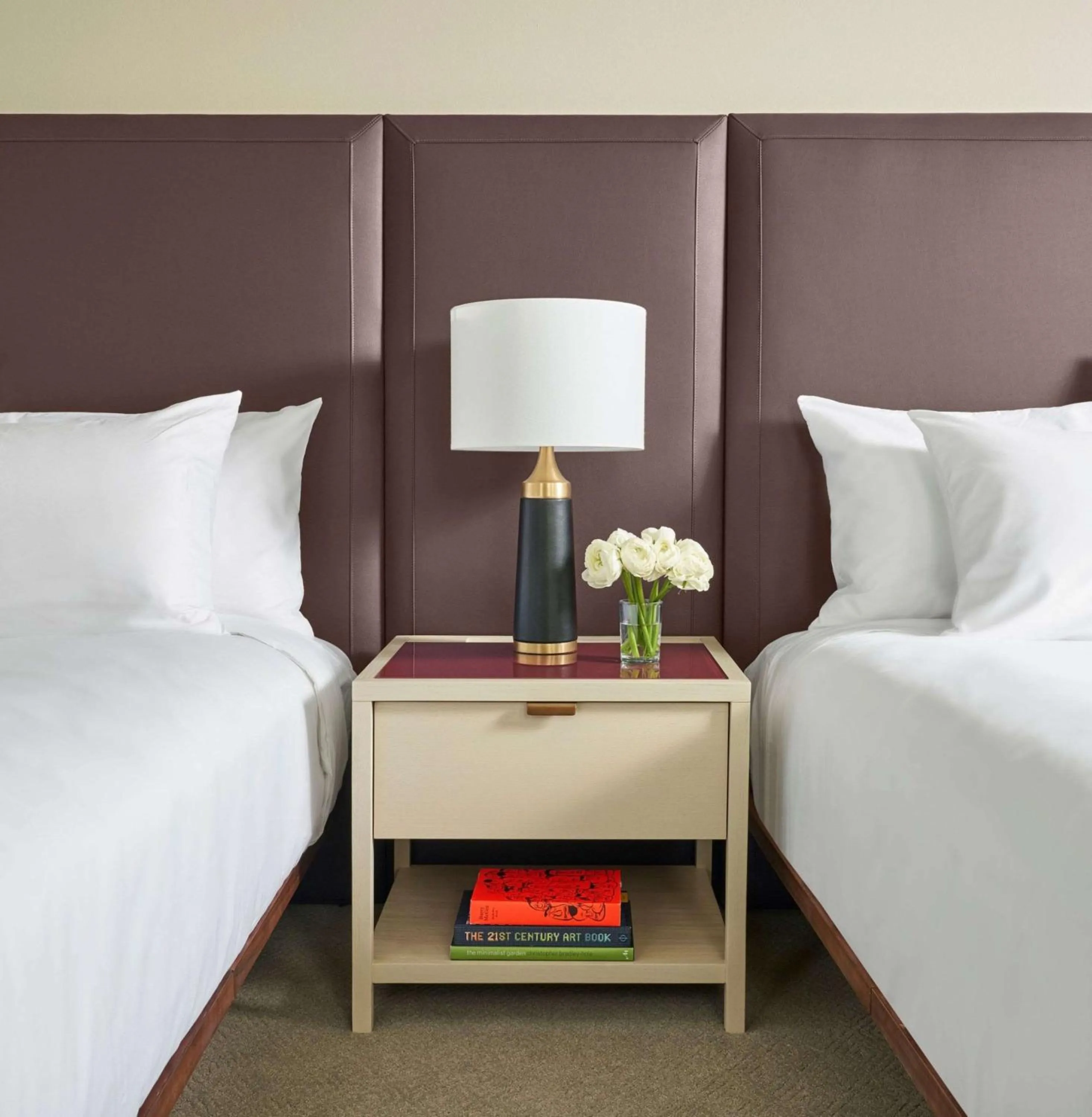 Bed in Hotel Savoy Kansas City, Tapestry Collection by Hilton