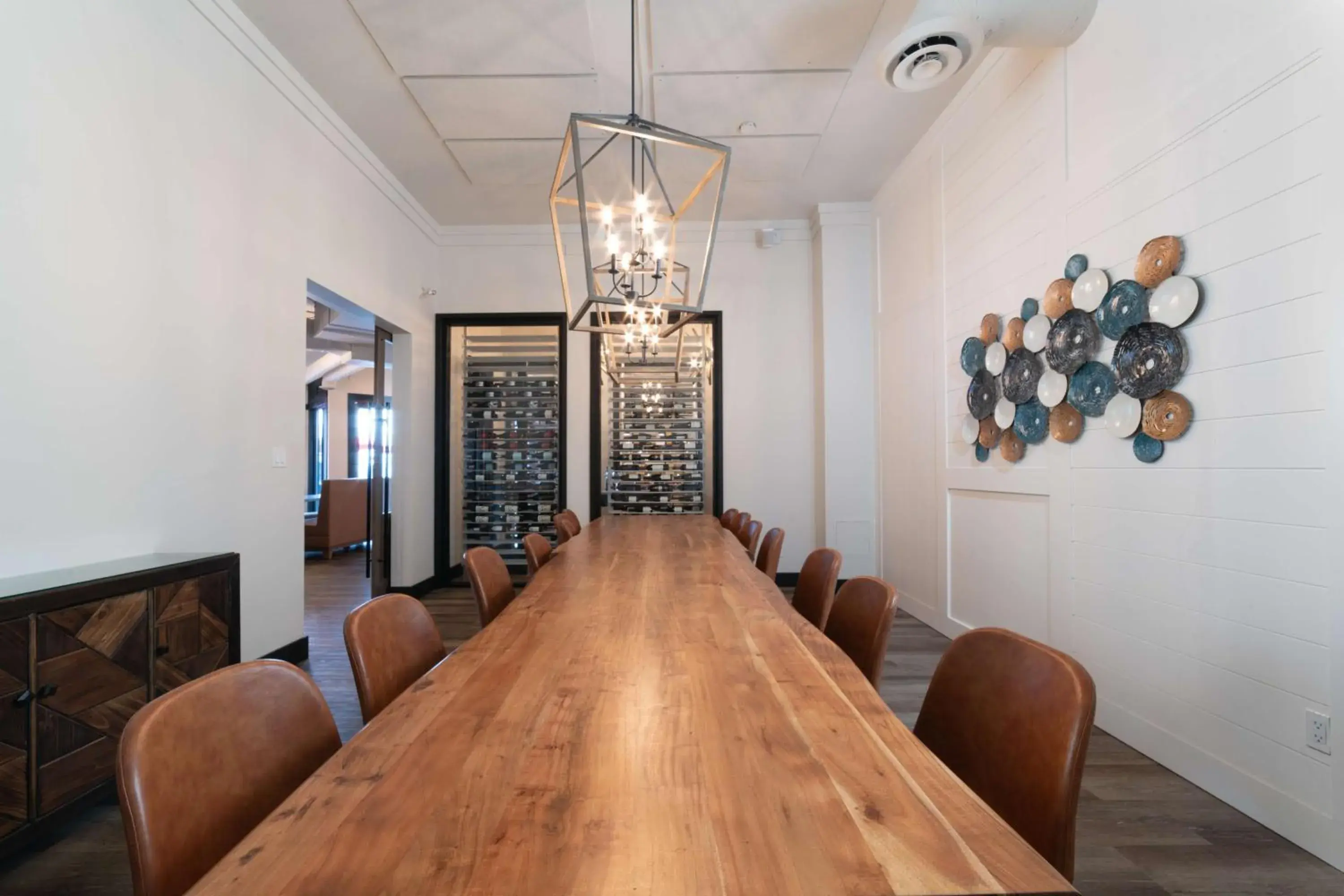 Restaurant/places to eat in Prestige Lakeside Resort, WorldHotels Elite Restaurant/places to eat in Prestige Lakeside Resort, WorldHotels Elite