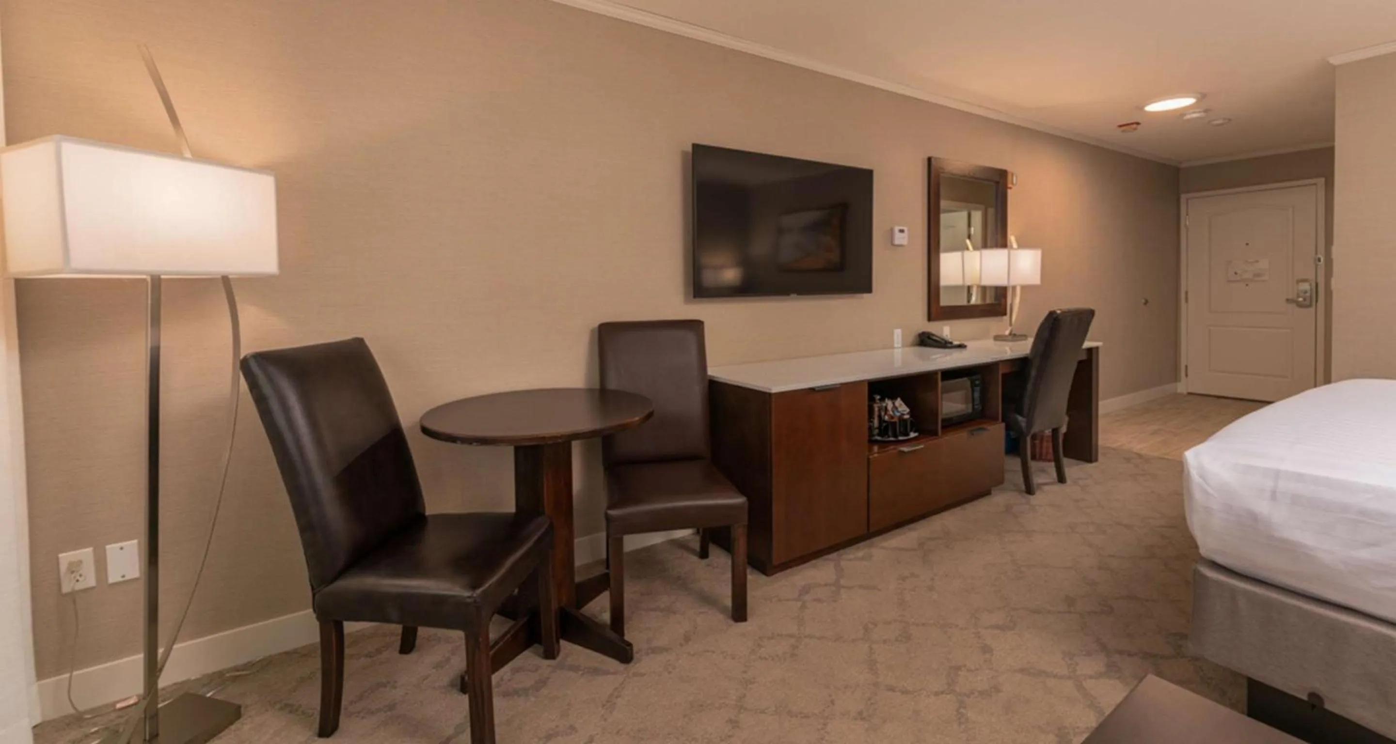 Bedroom, Bed in Prestige Lakeside Resort, WorldHotels Elite