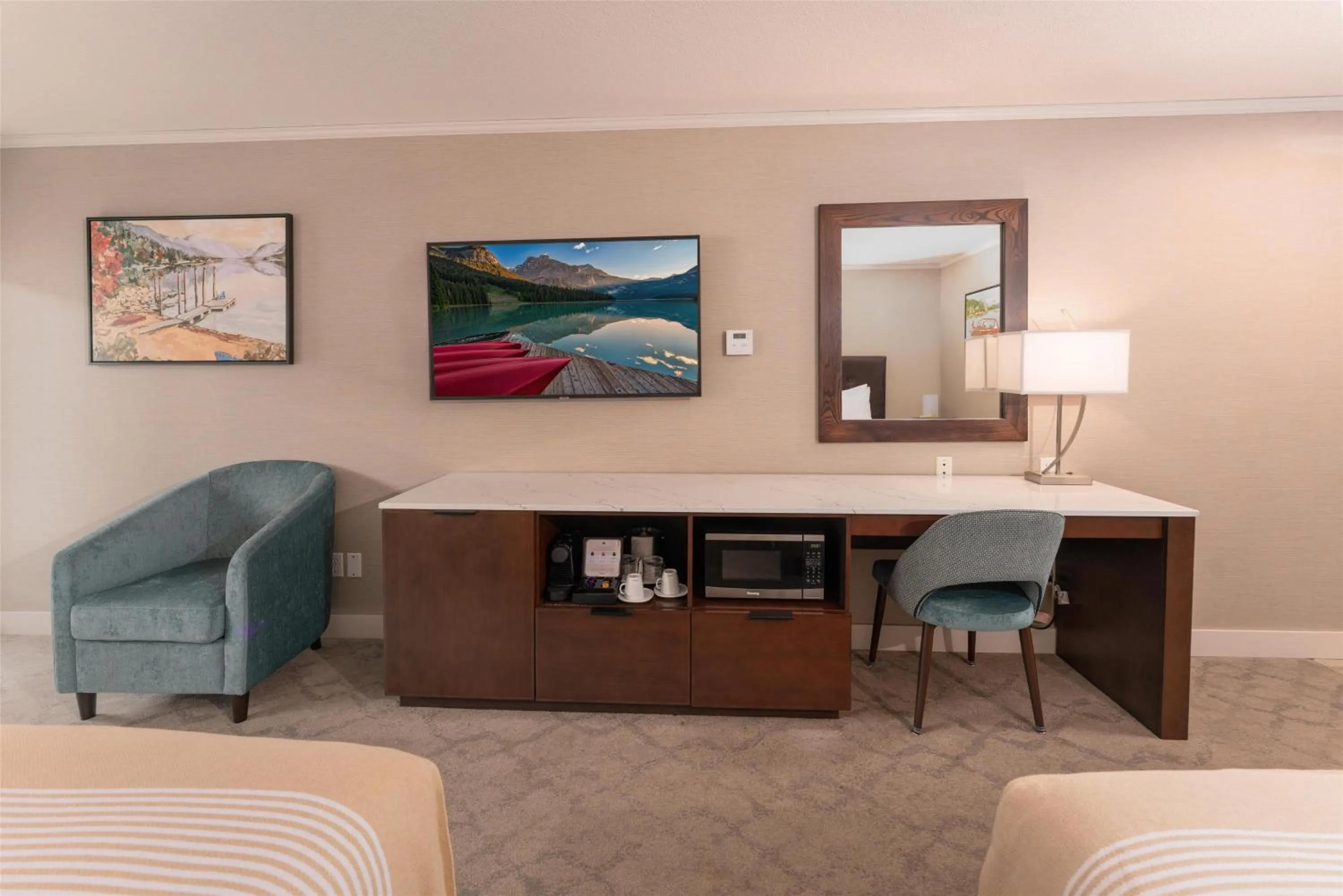 Bedroom, Bed in Prestige Lakeside Resort, WorldHotels Elite