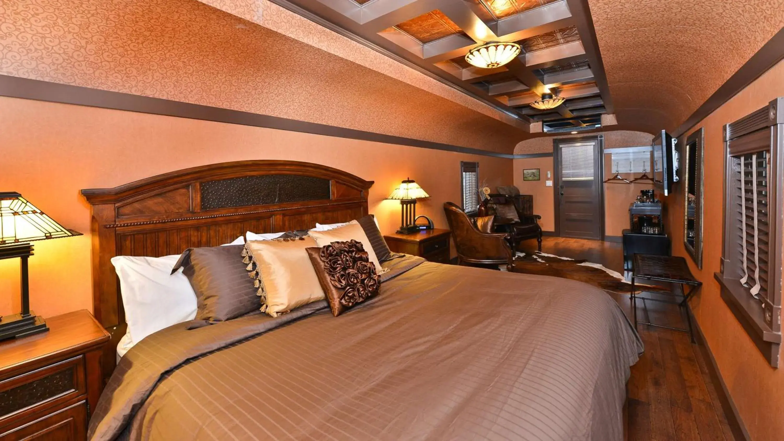 Photo of the whole room, Bed in Prestige Rocky Mountain Resort Cranbrook, WorldHotels Crafted Photo of the whole room, Bed in Prestige Rocky Mountain Resort Cranbrook, WorldHotels Crafted