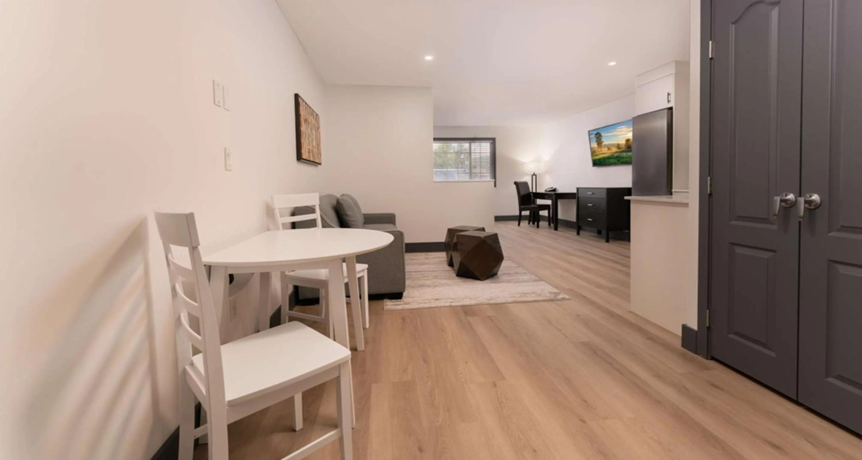 Photo of the whole room in Prestige Rocky Mountain Resort Cranbrook, WorldHotels Crafted