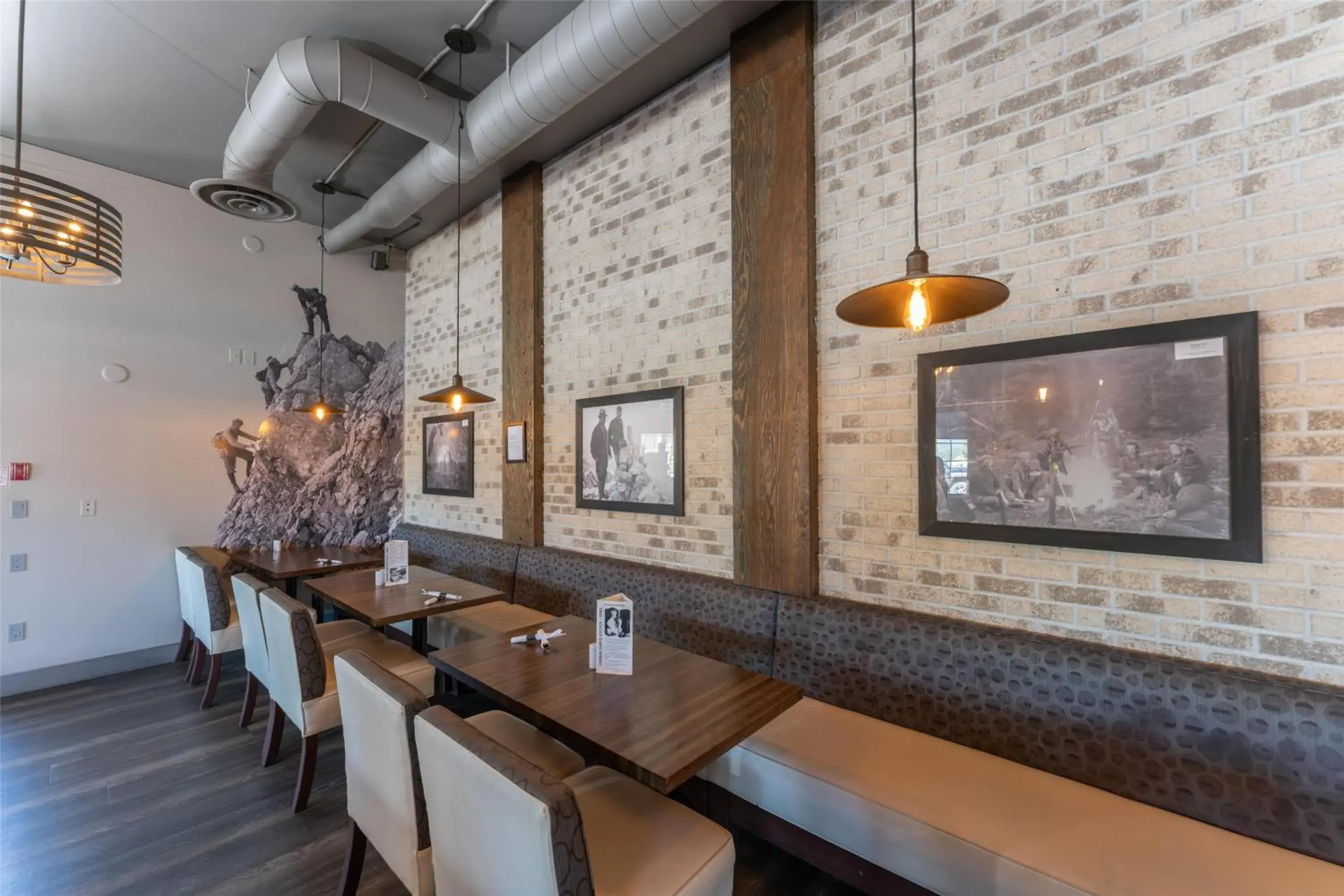 Restaurant/places to eat in Prestige Radium Hot Springs Resort, WorldHotels Crafted Restaurant/places to eat in Prestige Radium Hot Springs Resort, WorldHotels Crafted