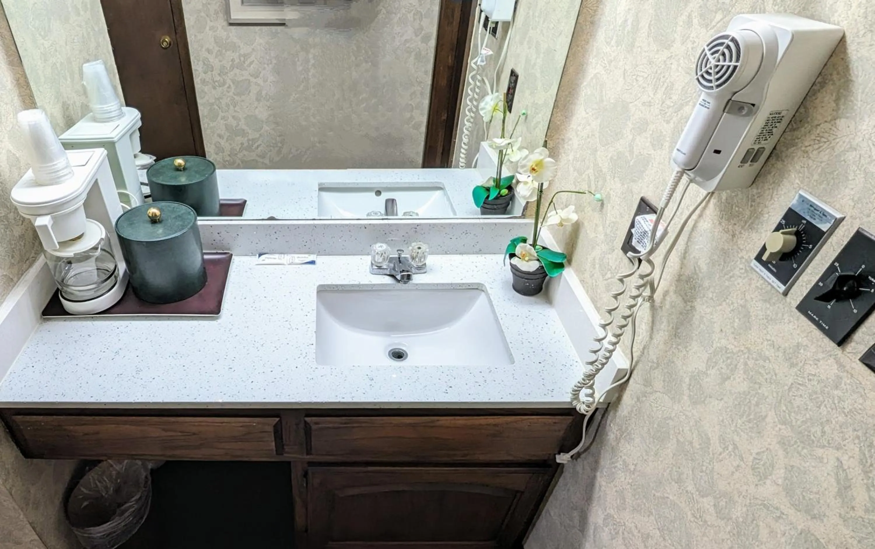 Edelweiss Inn New Braunfels