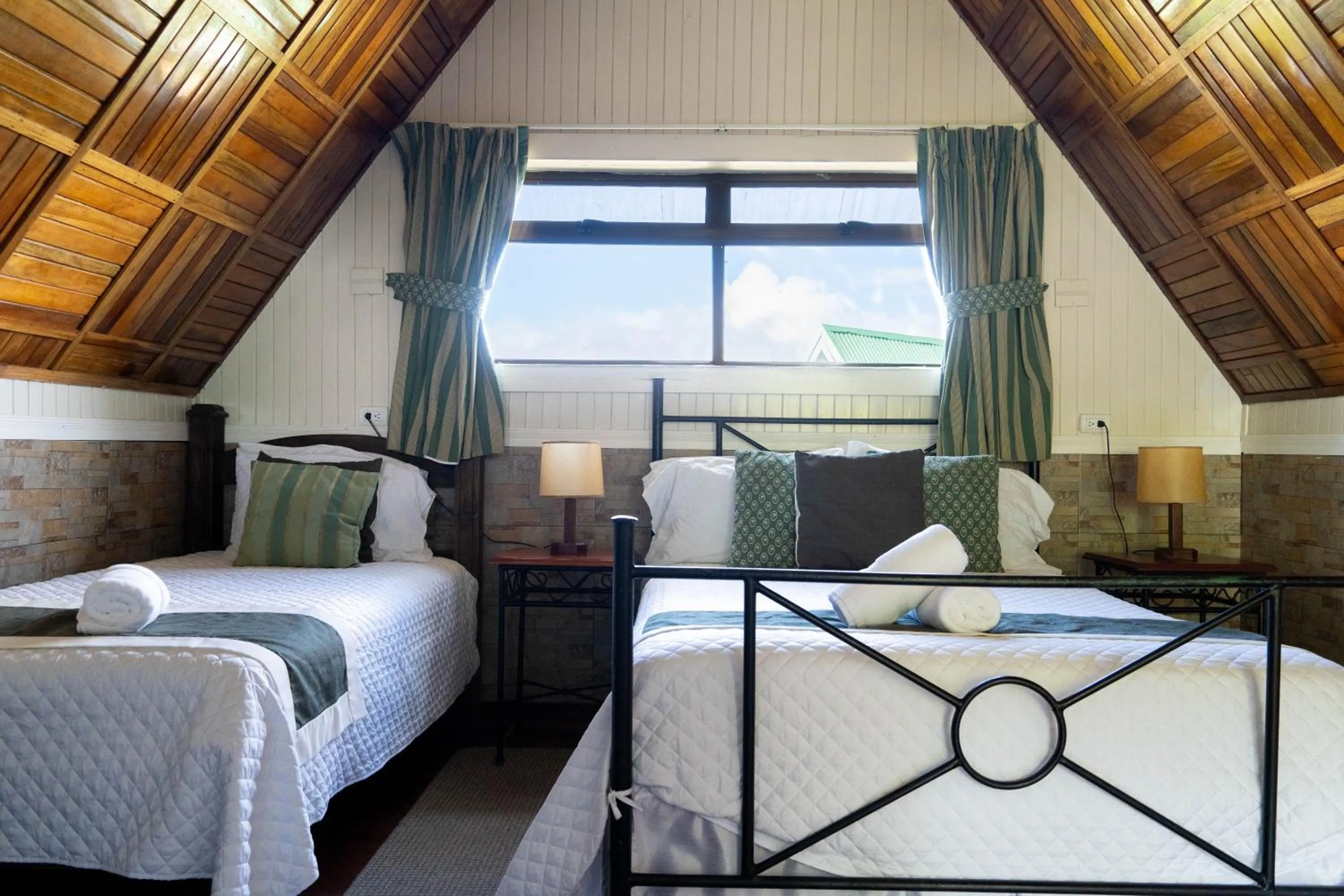 Hortensias Chalets Vara blanca