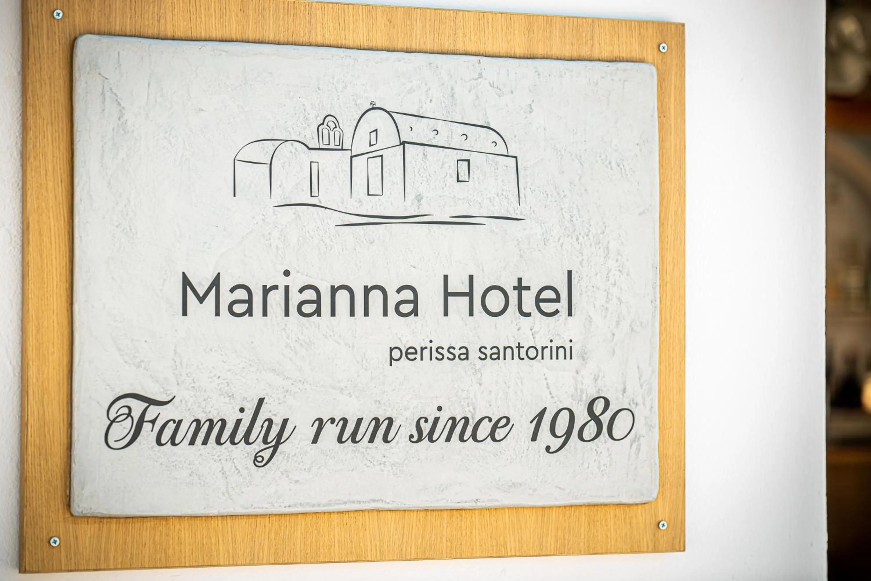 Property building in Marianna Hotel