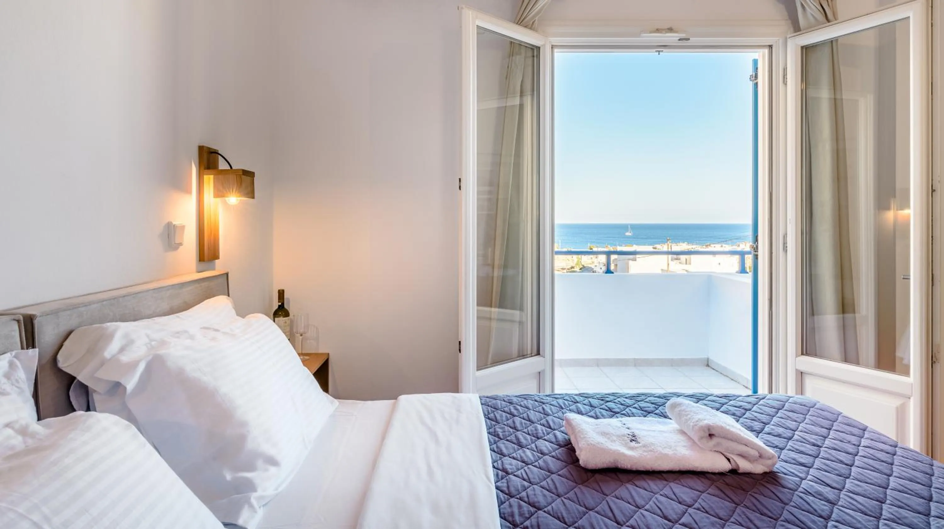 Bed in Marianna Hotel